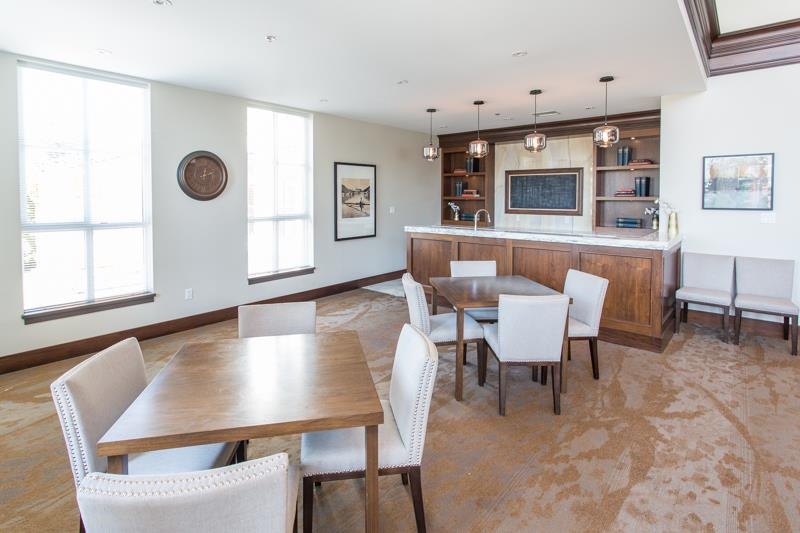106 15137 33 AVENUE, #106