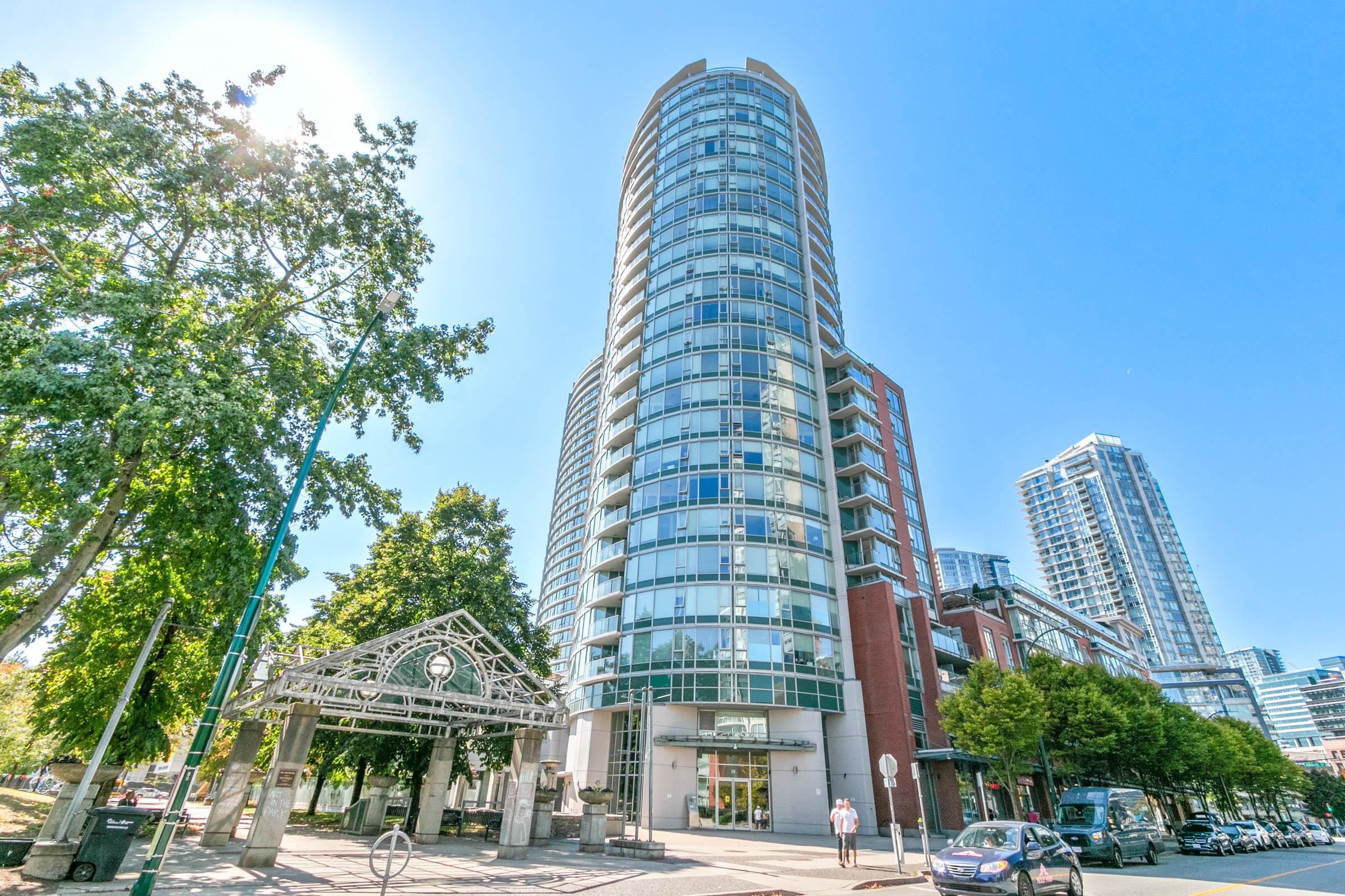 2503 58 KEEFER PLACE, #2503