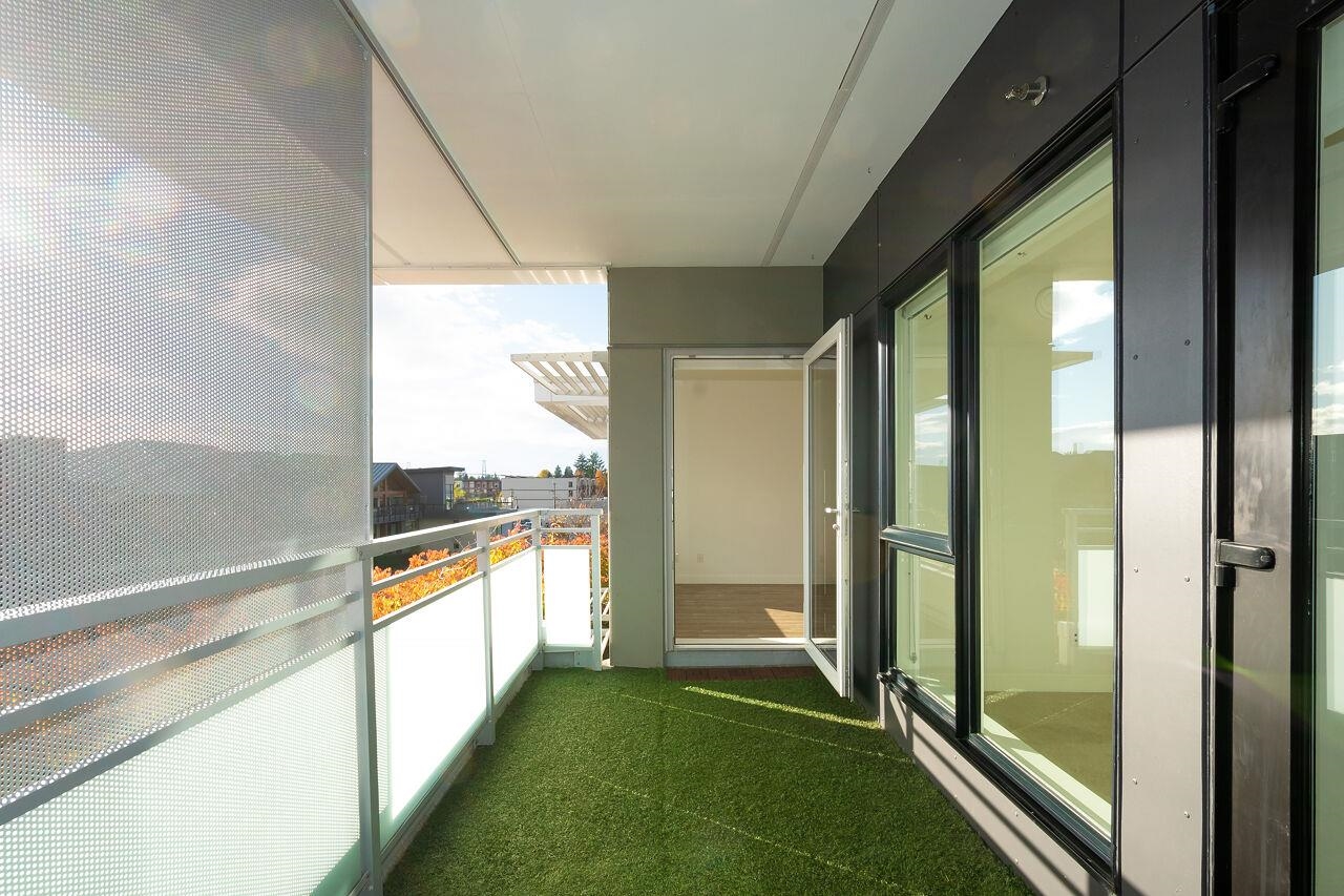 403 1061 MARINE DRIVE, #403