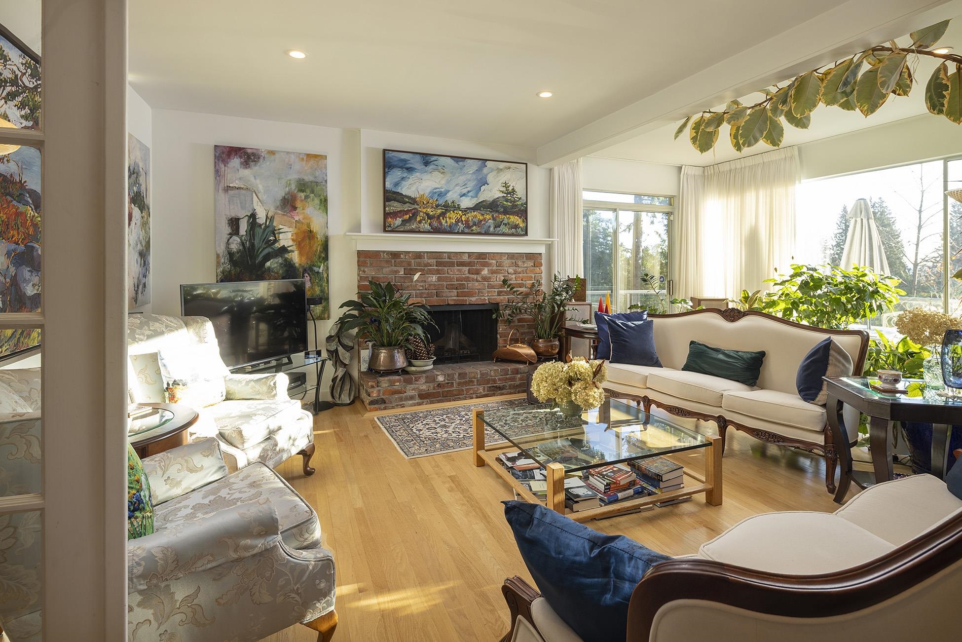 4778 MARINE DRIVE