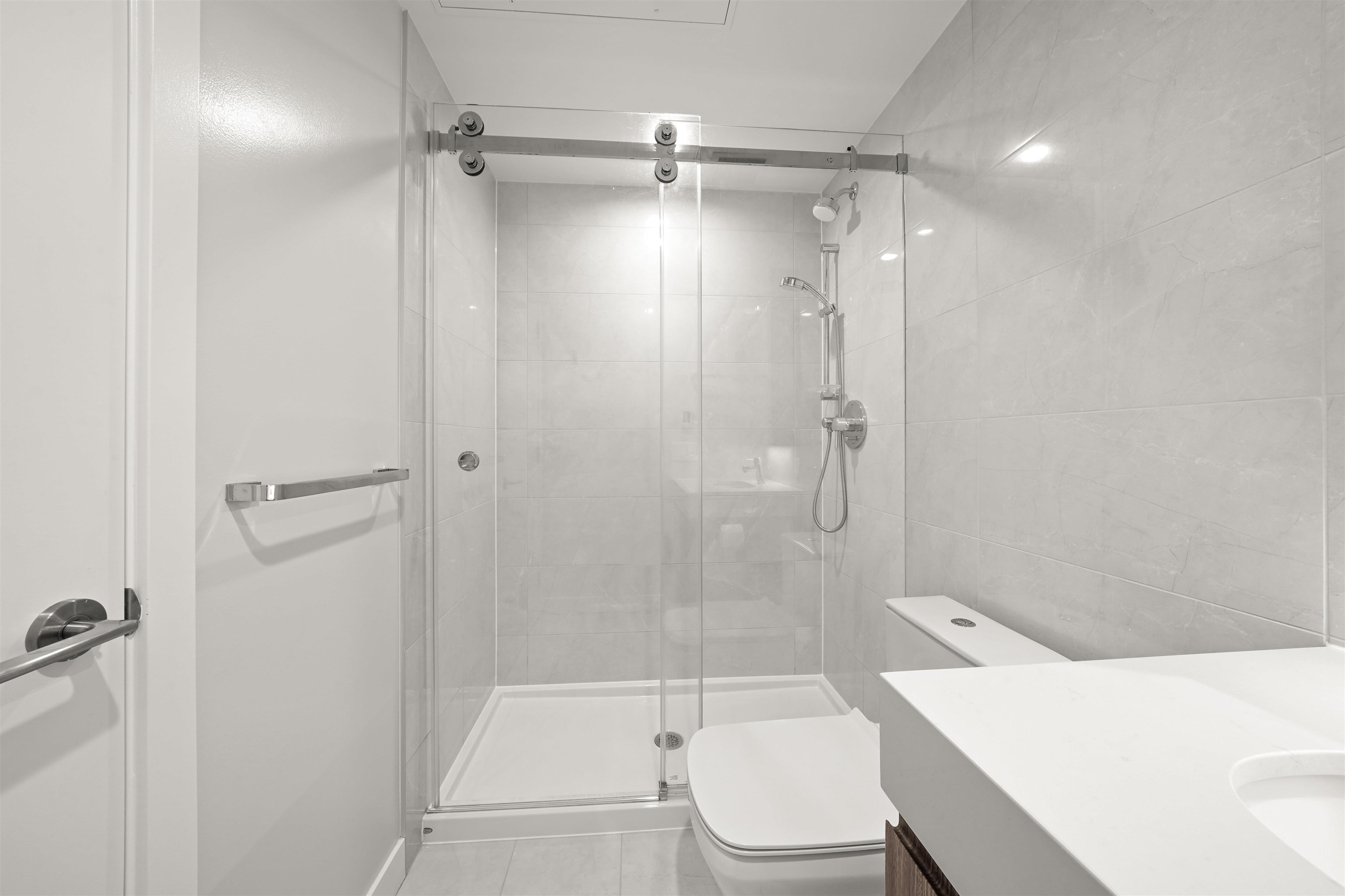 2502 6463 SILVER AVENUE, #2502
