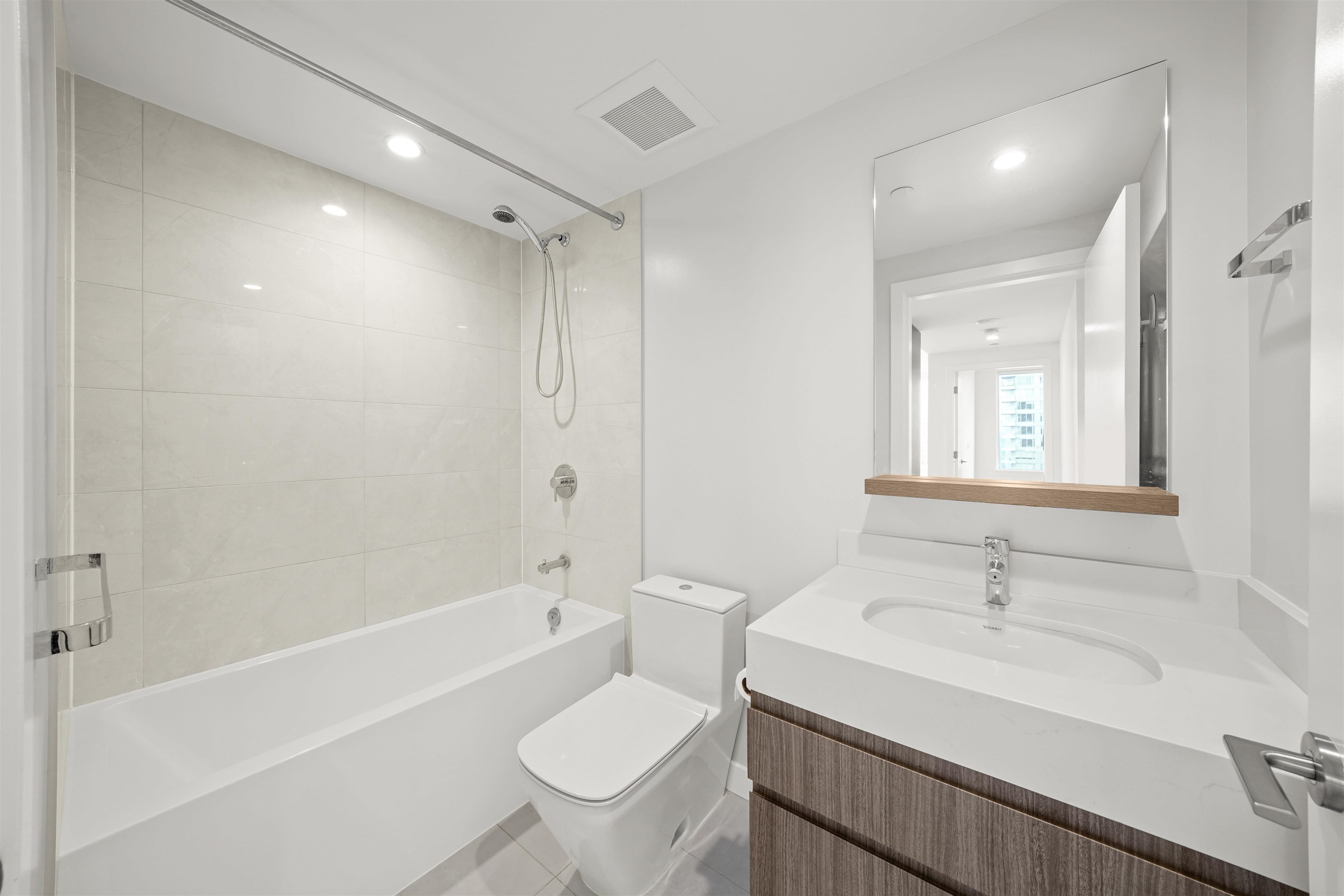 2502 6463 SILVER AVENUE, #2502