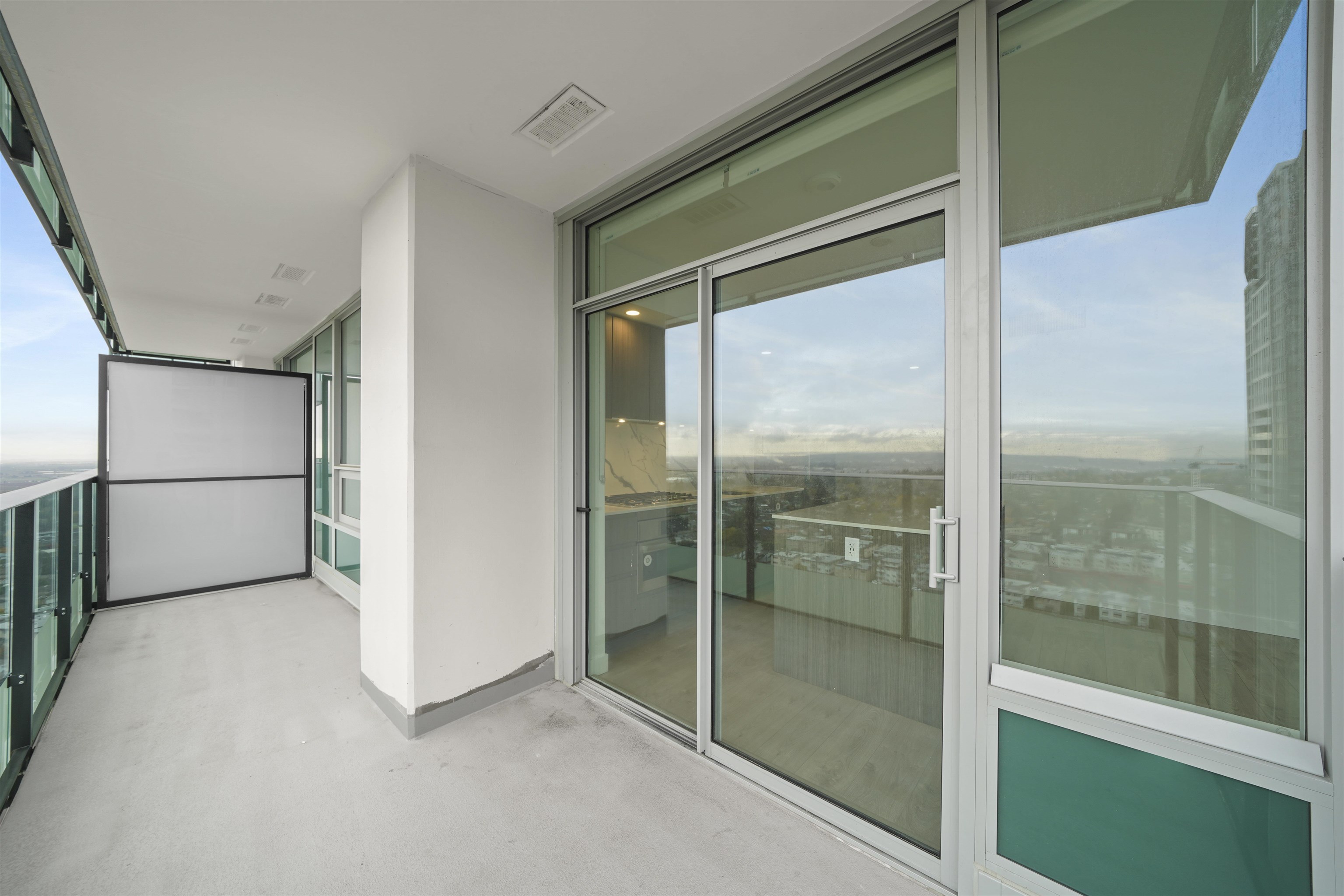 2502 6463 SILVER AVENUE, #2502