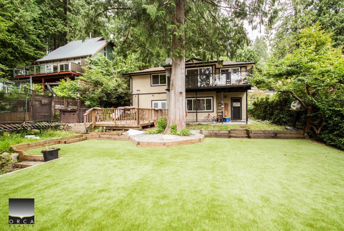 993 CHAMBERLAIN DRIVE