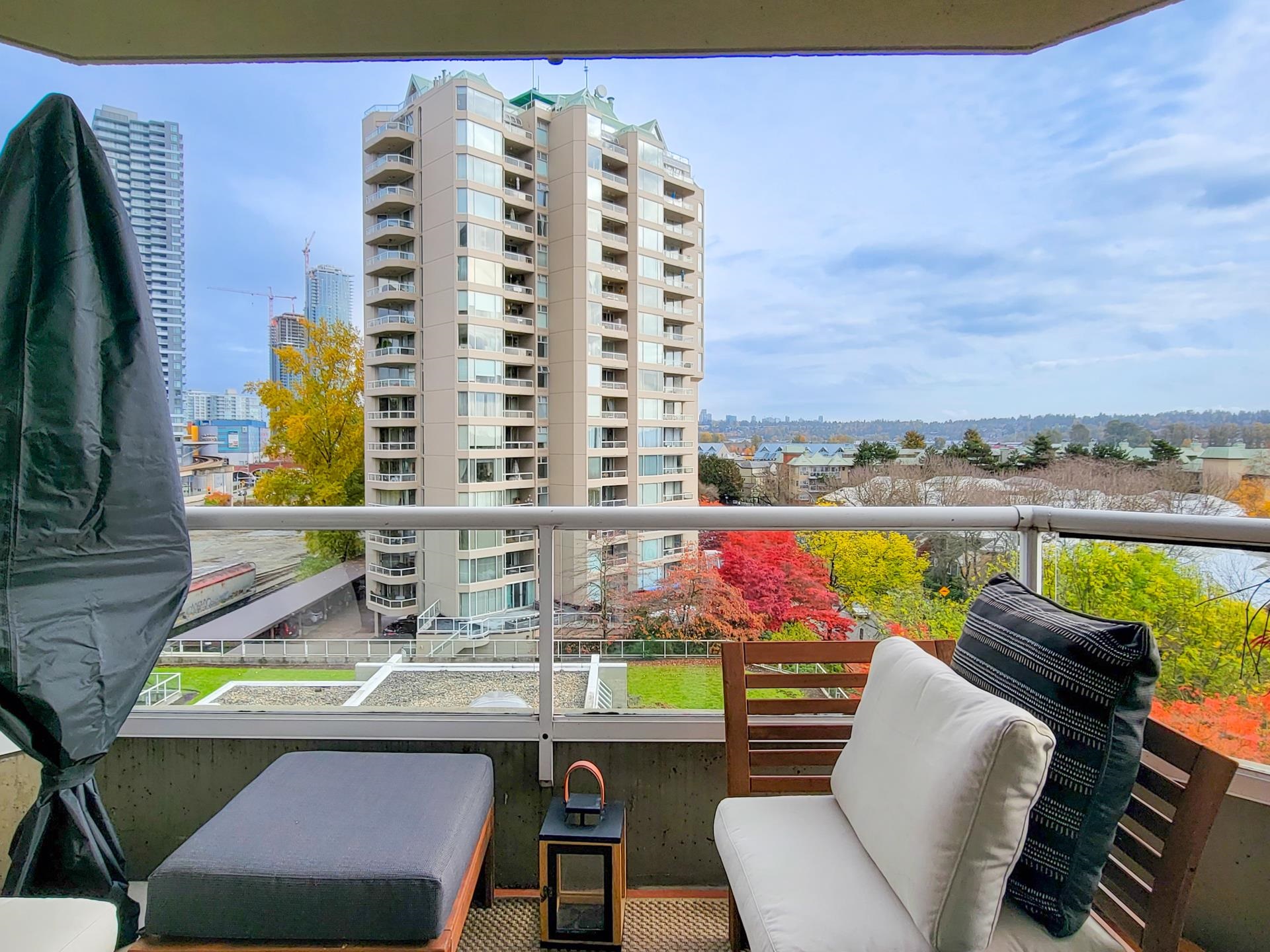 606 1135 QUAYSIDE DRIVE, #606