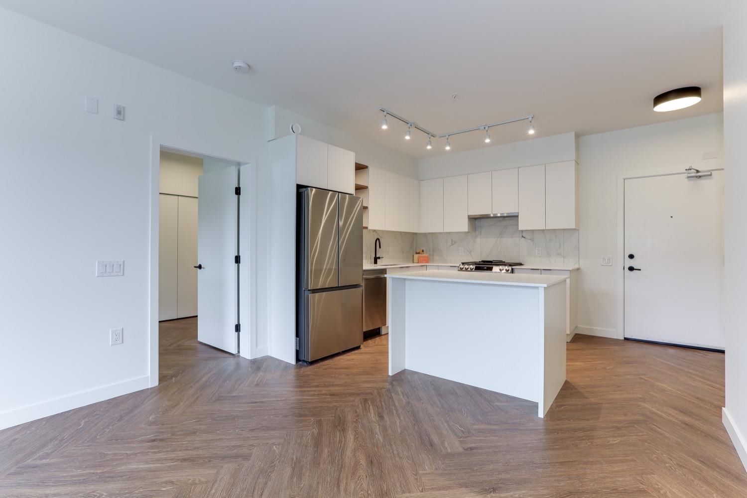 410 3229 ST JOHNS STREET, #410