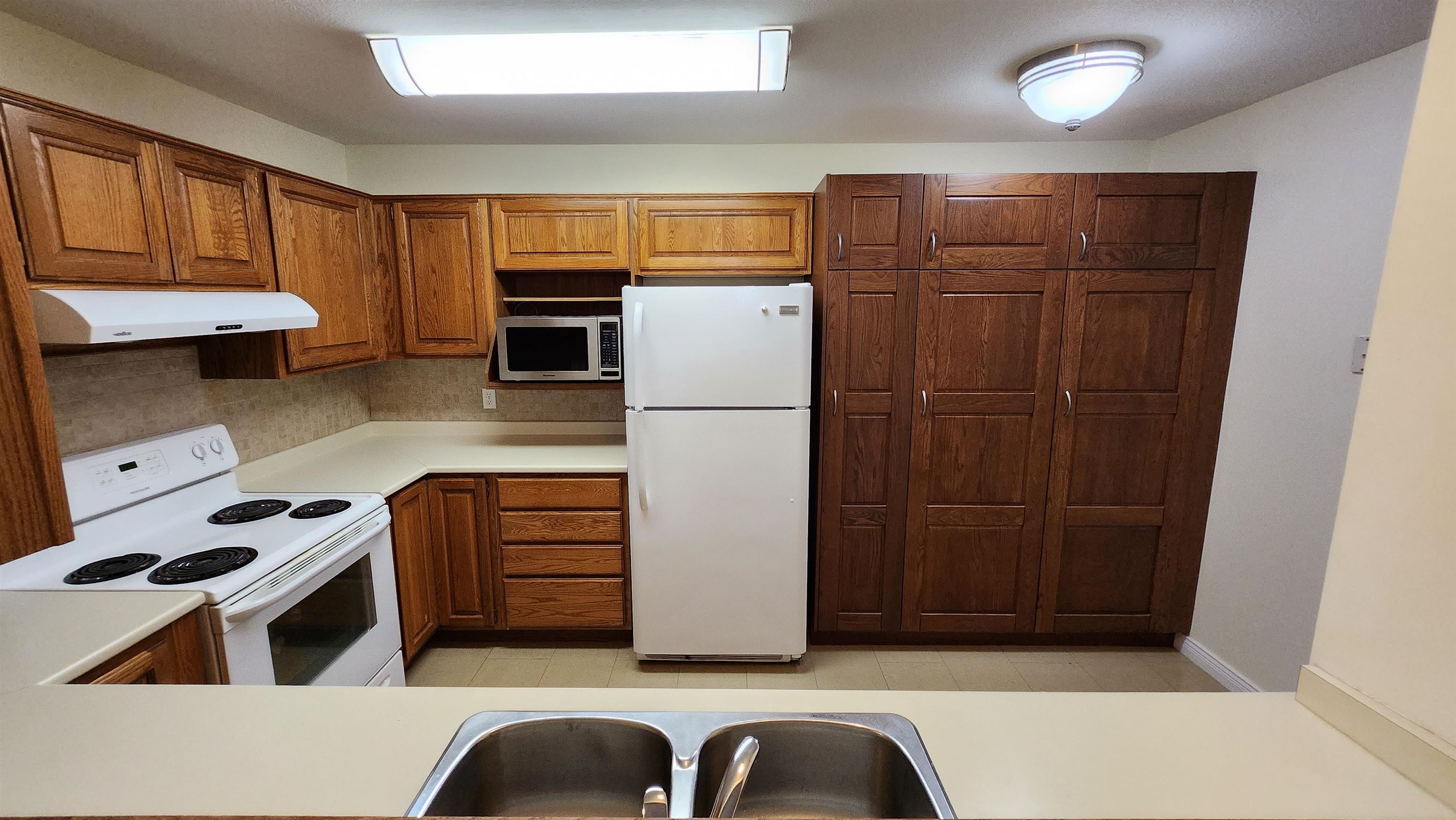 104 1255 BEST STREET, #104