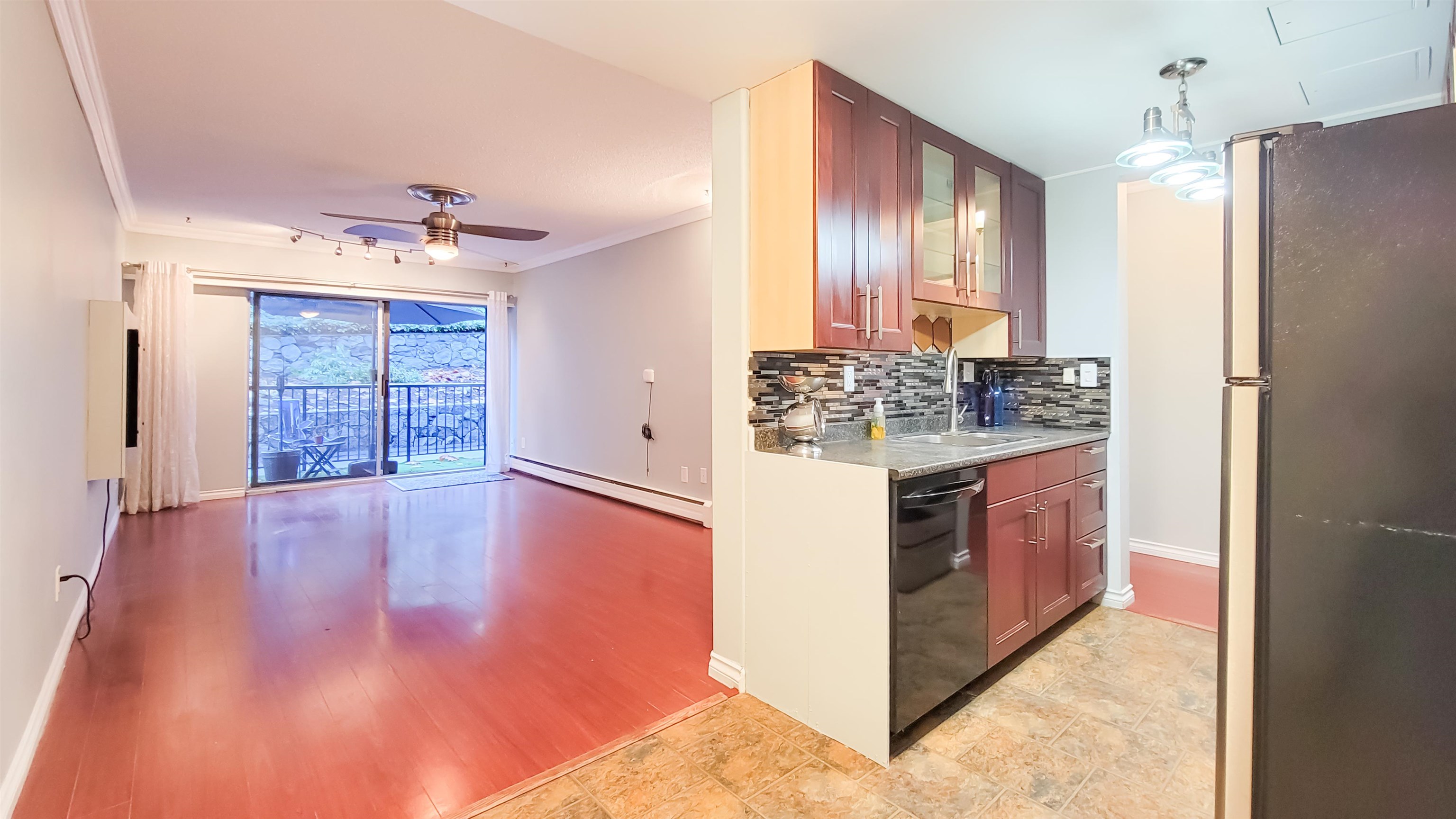 107 195 MARY STREET, #107