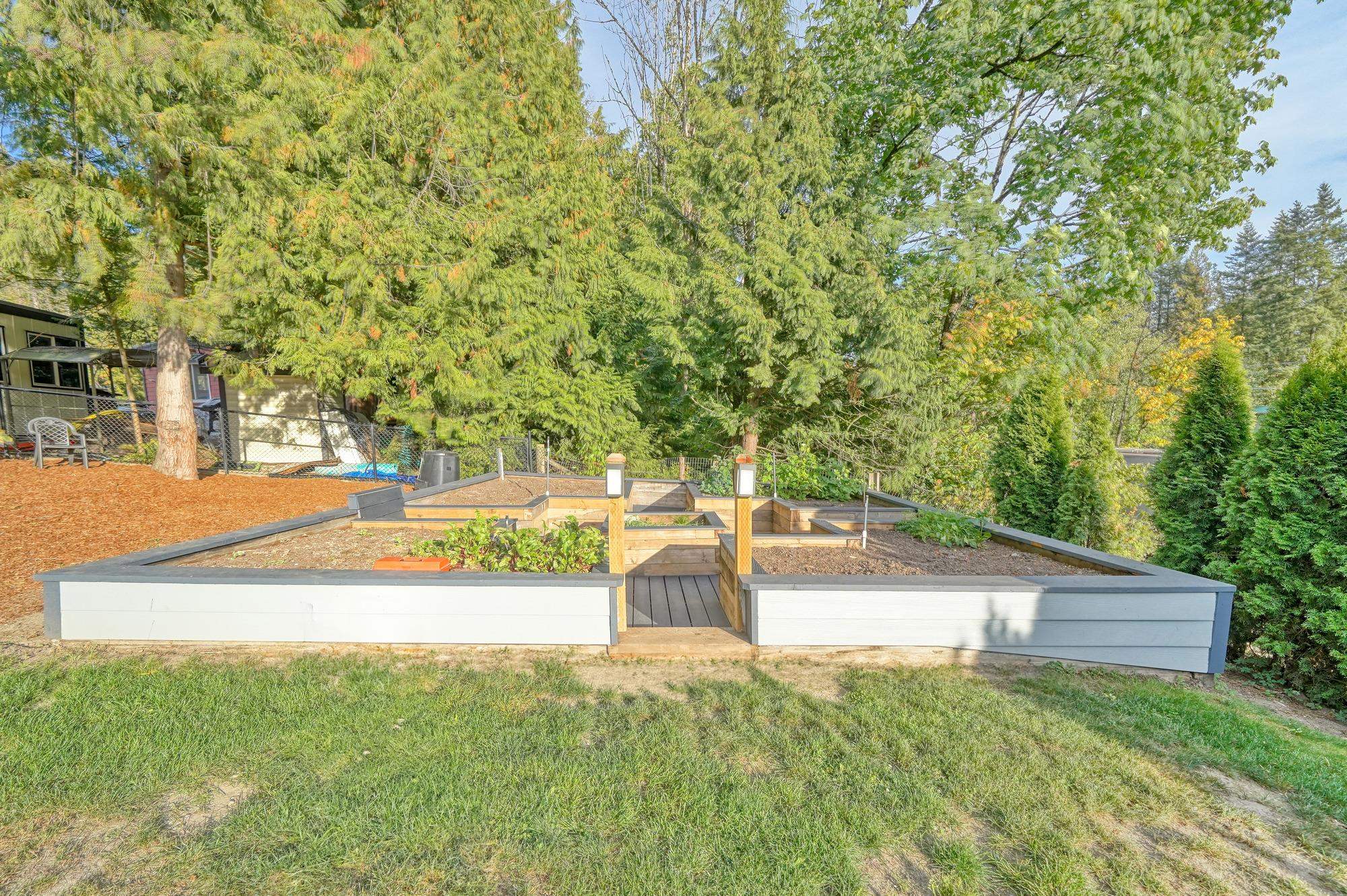 22152 96 AVENUE