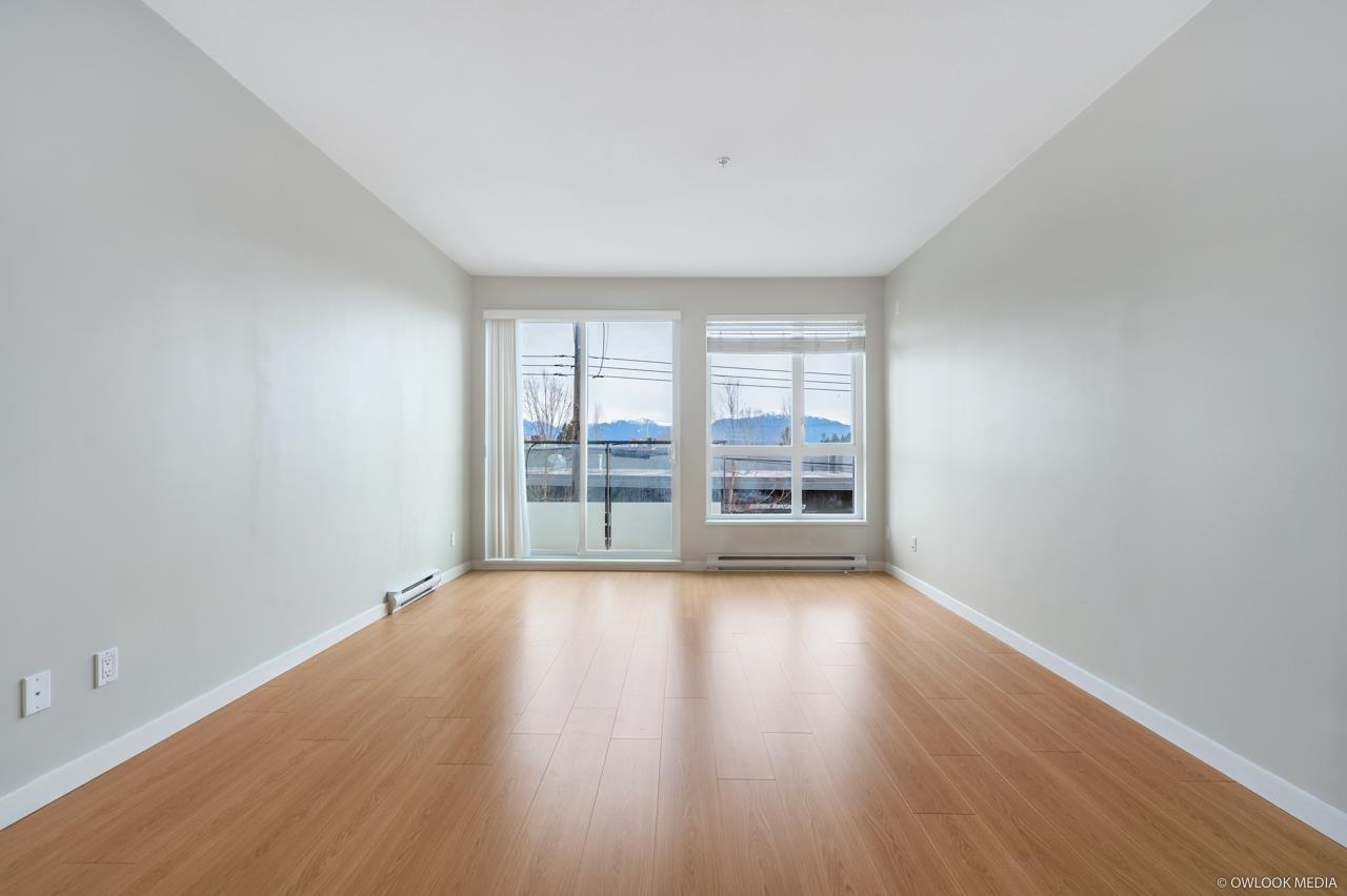 208 5388 GRIMMER STREET, #208