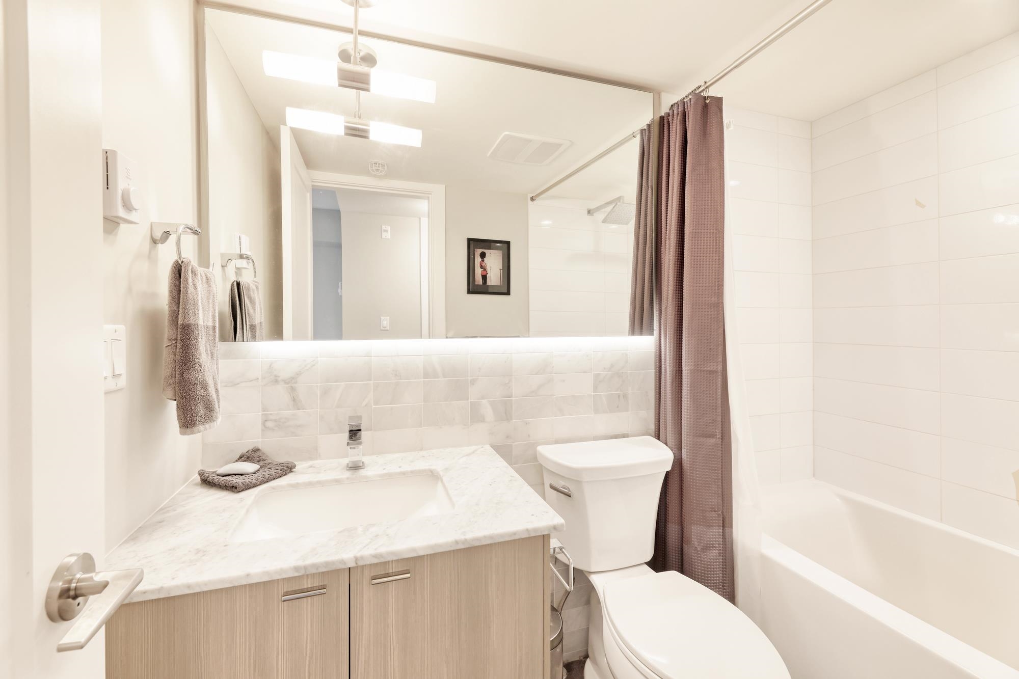 310 3080 GLADWIN ROAD, #310
