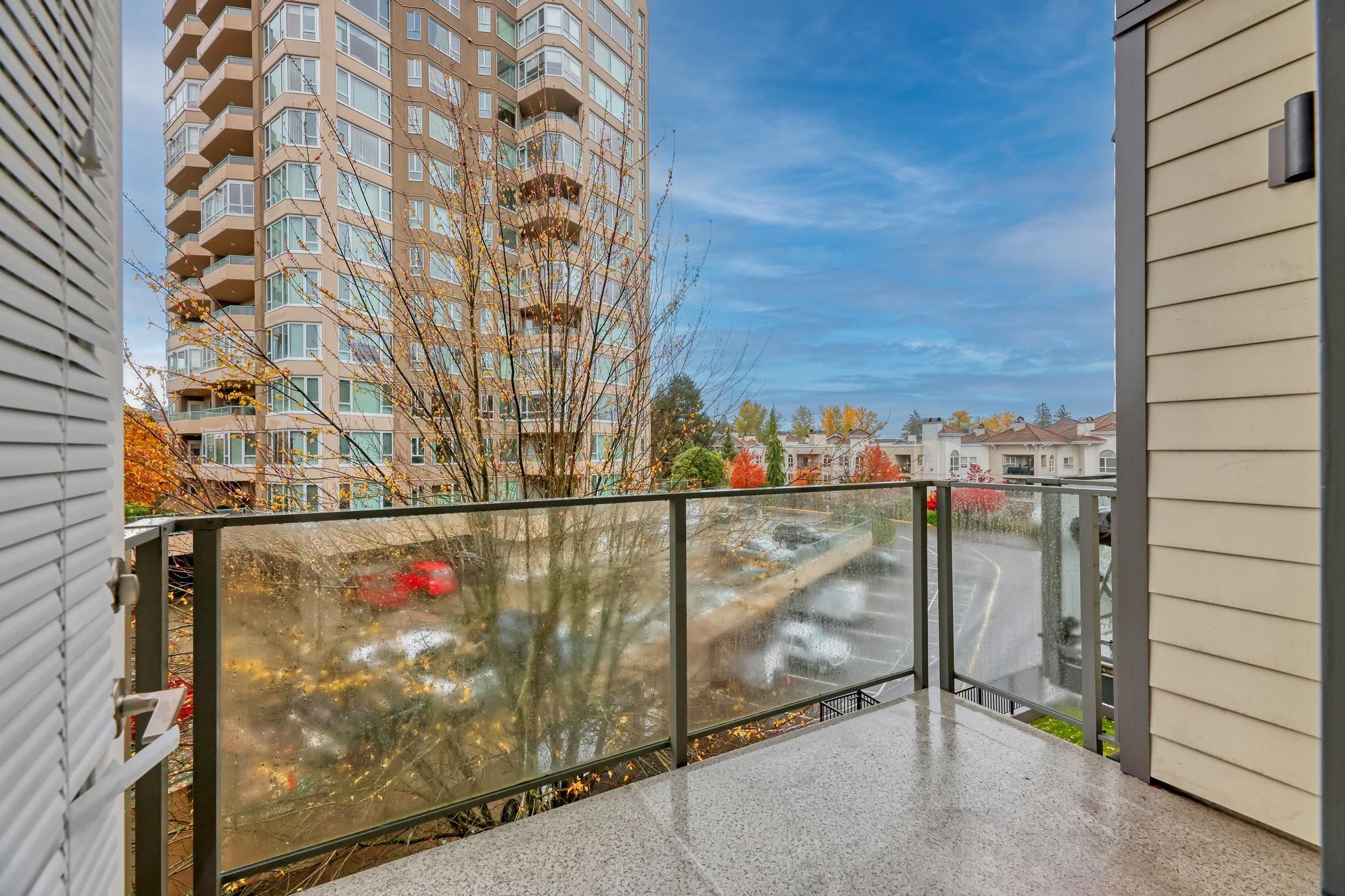 310 3080 GLADWIN ROAD, #310
