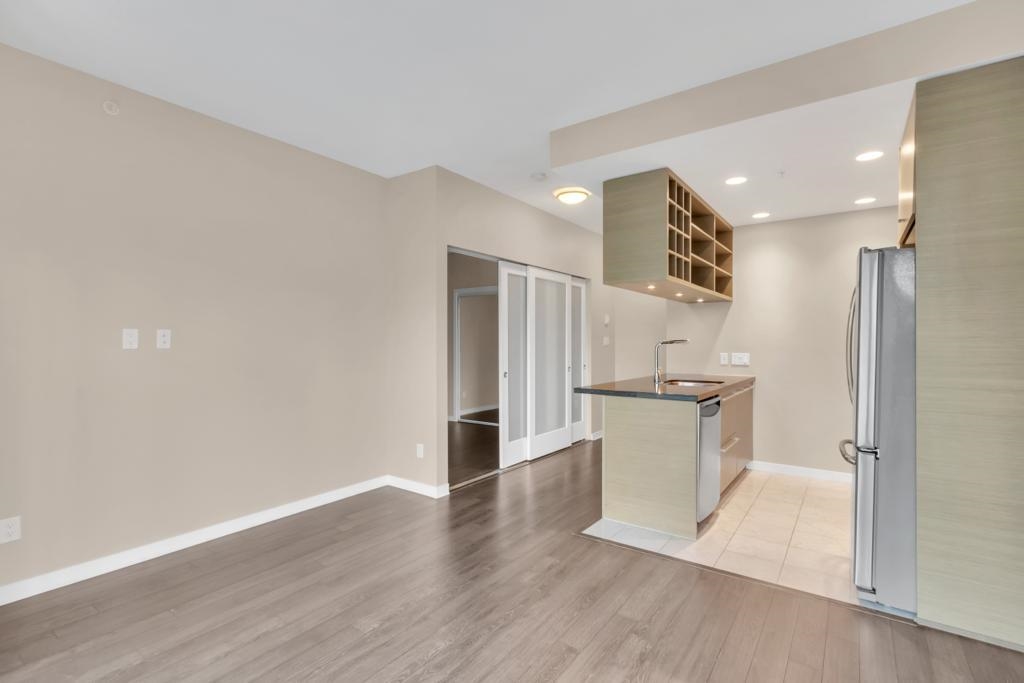 807 833 SEYMOUR STREET, #807