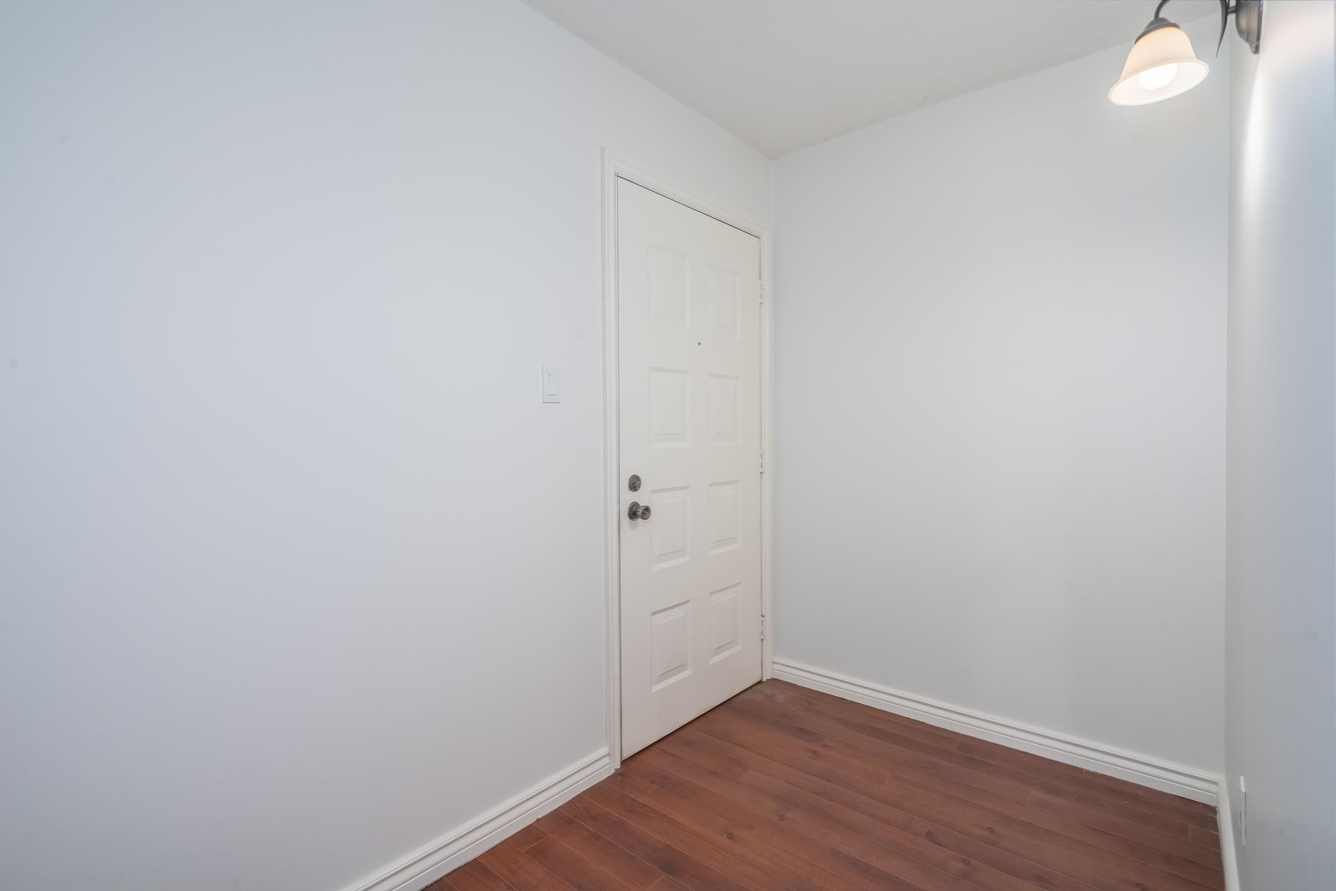 104 1319 MARTIN STREET, #104