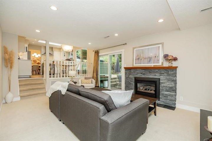 6833 SUSSEX CRESCENT