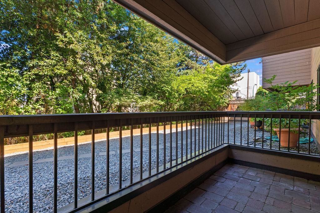 102 1825 W 8TH AVENUE, #102