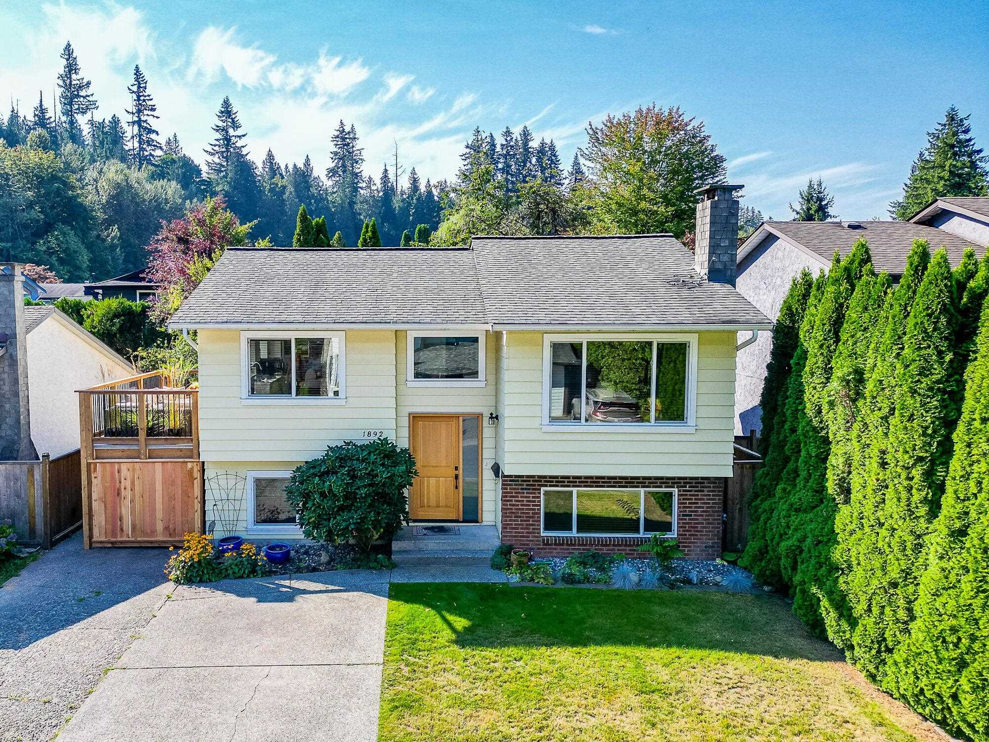 1892 METCALFE WAY