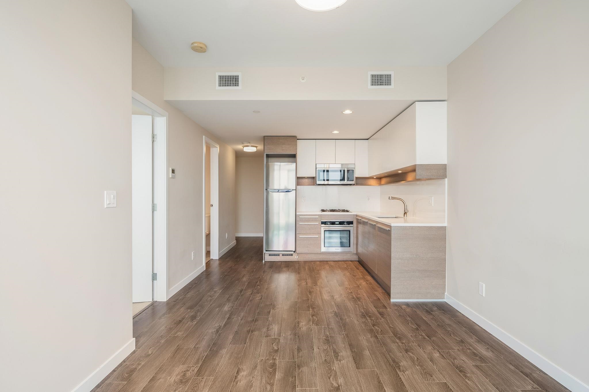 2104 4485 SKYLINE DRIVE, #2104
