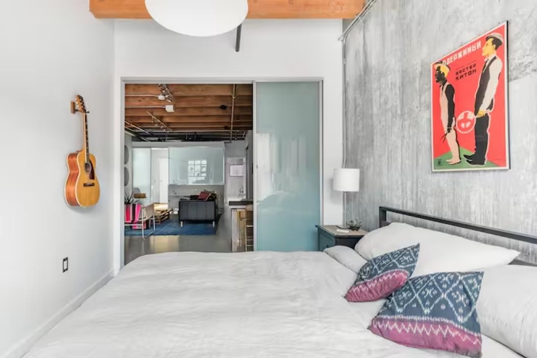 205 55 E CORDOVA STREET, #205