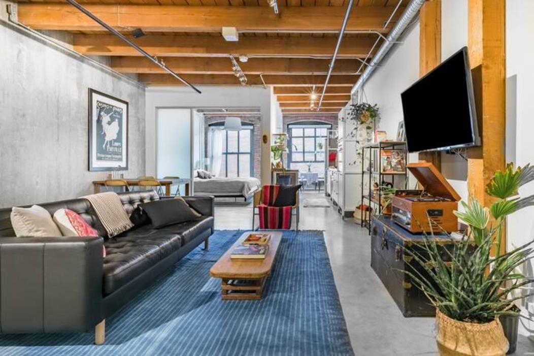205 55 E CORDOVA STREET, #205