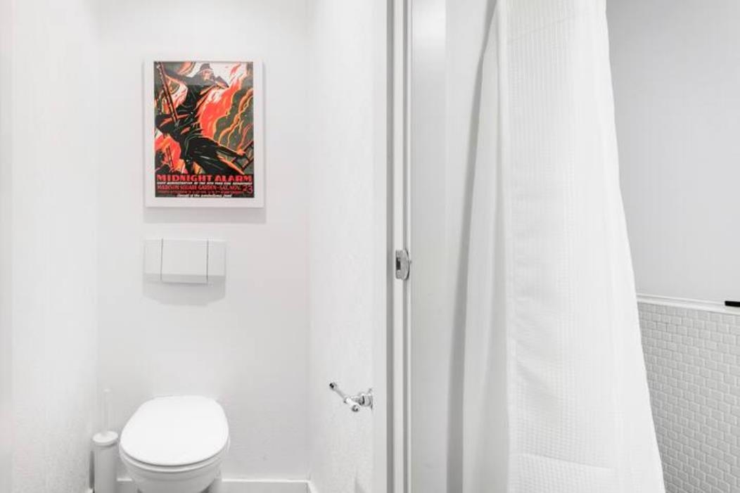 205 55 E CORDOVA STREET, #205