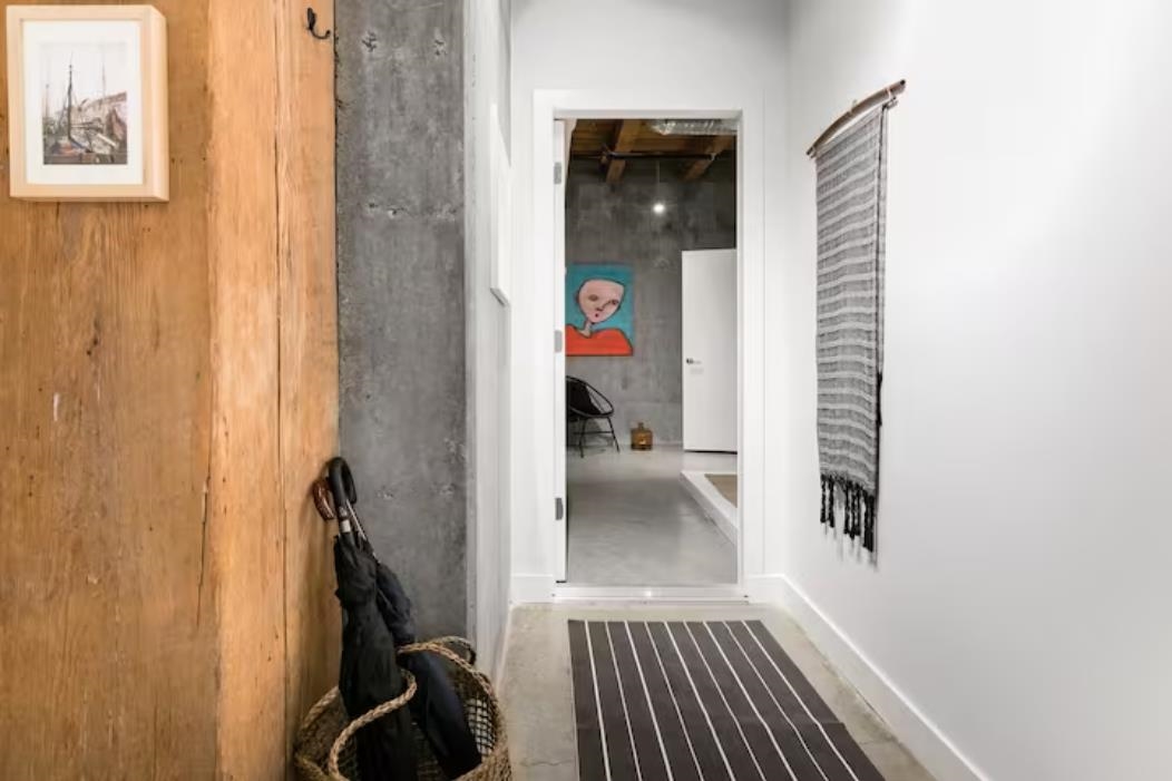 205 55 E CORDOVA STREET, #205
