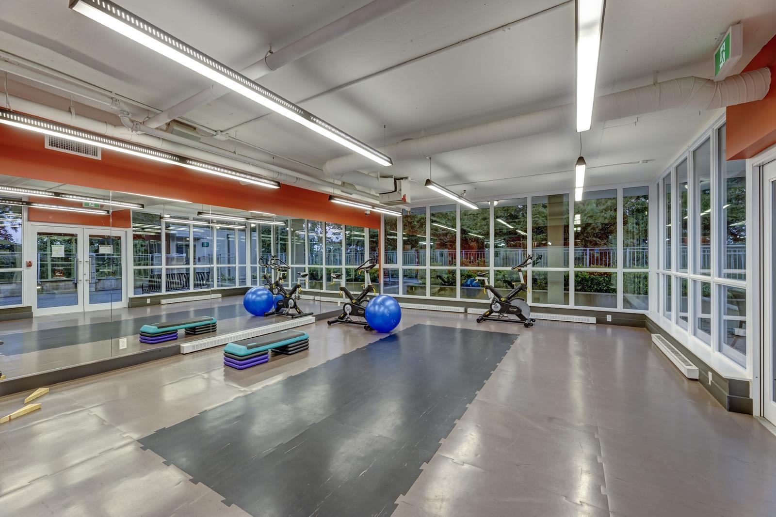 502 271 FRANCIS WAY, #502