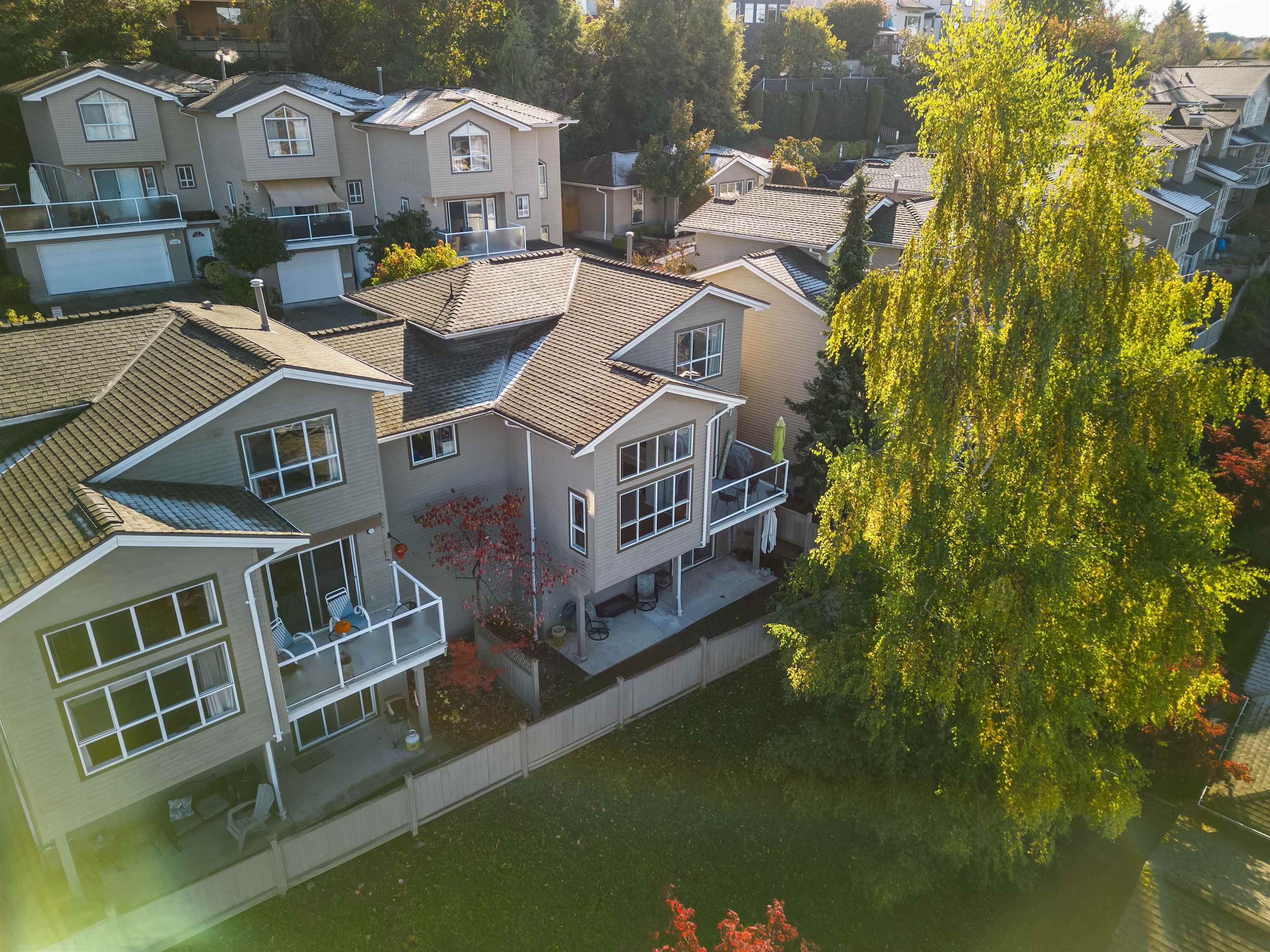 1147 BENNET DRIVE