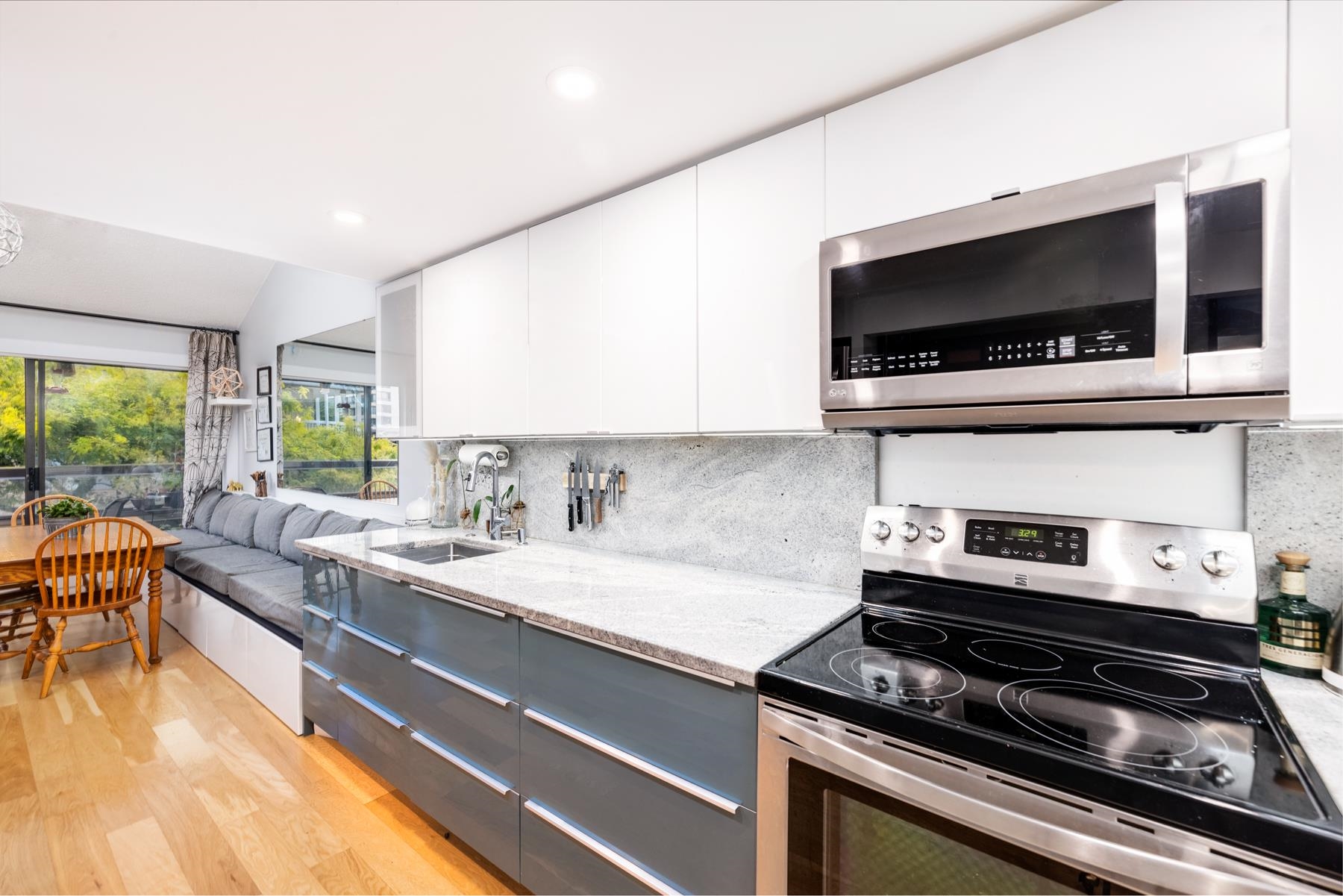 407 1363 CLYDE AVENUE, #407