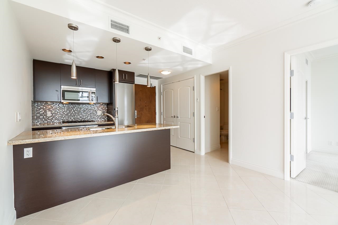 703 172 VICTORY SHIP WAY, #703