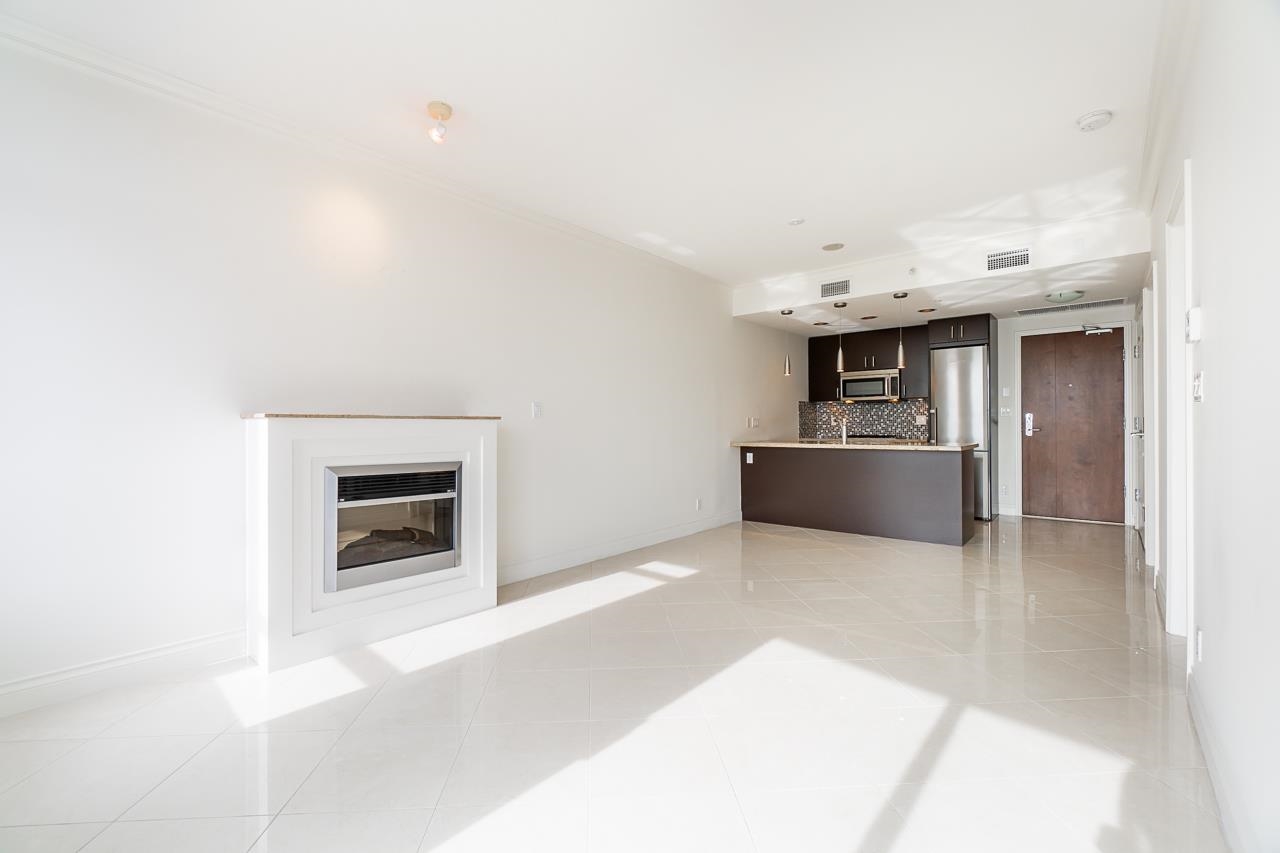 703 172 VICTORY SHIP WAY, #703