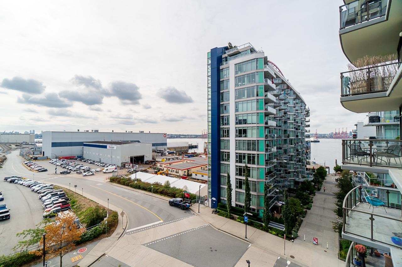 703 172 VICTORY SHIP WAY, #703