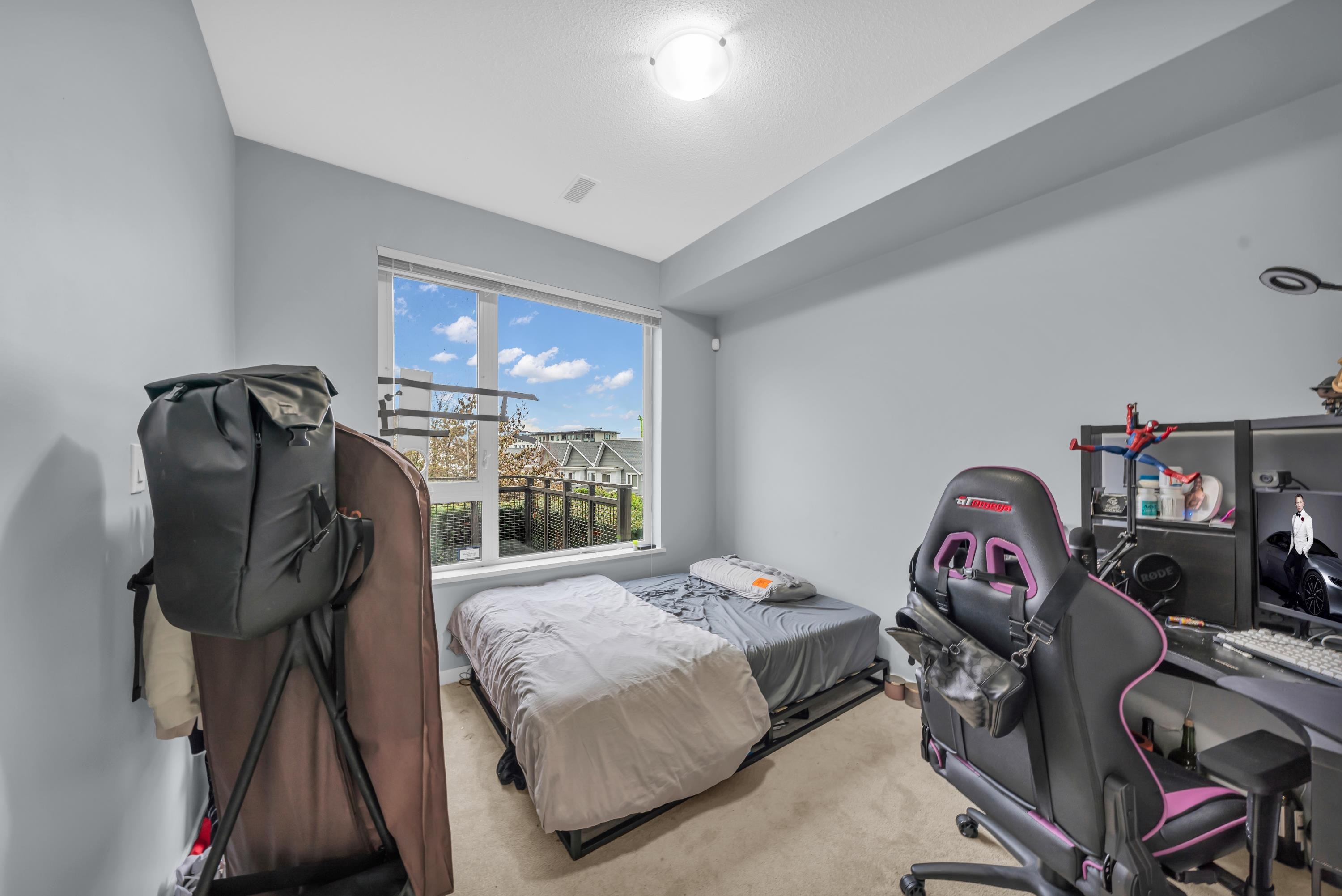 3172 PIERVIEW CRESCENT