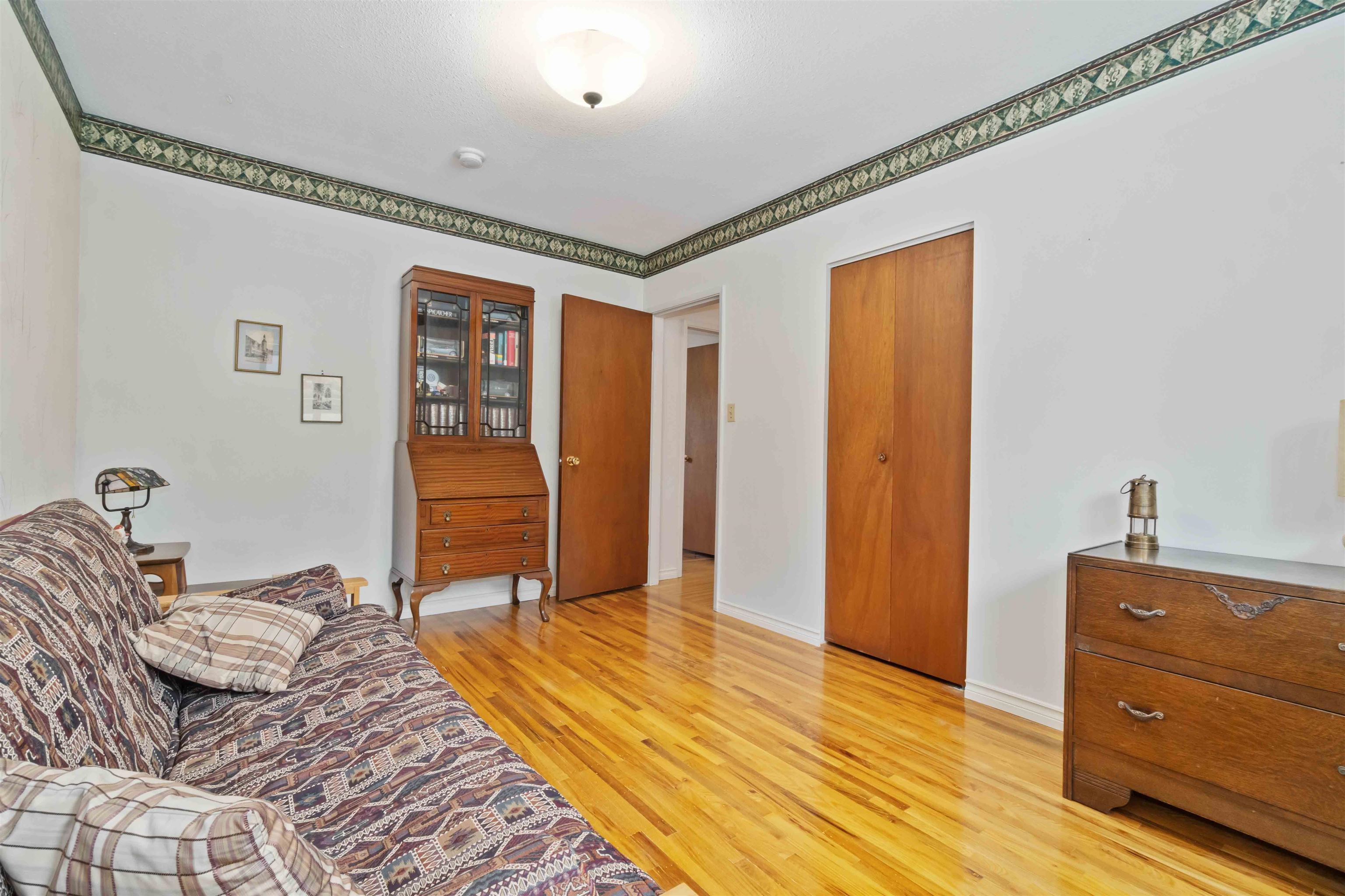 11243 KENDALE VIEW