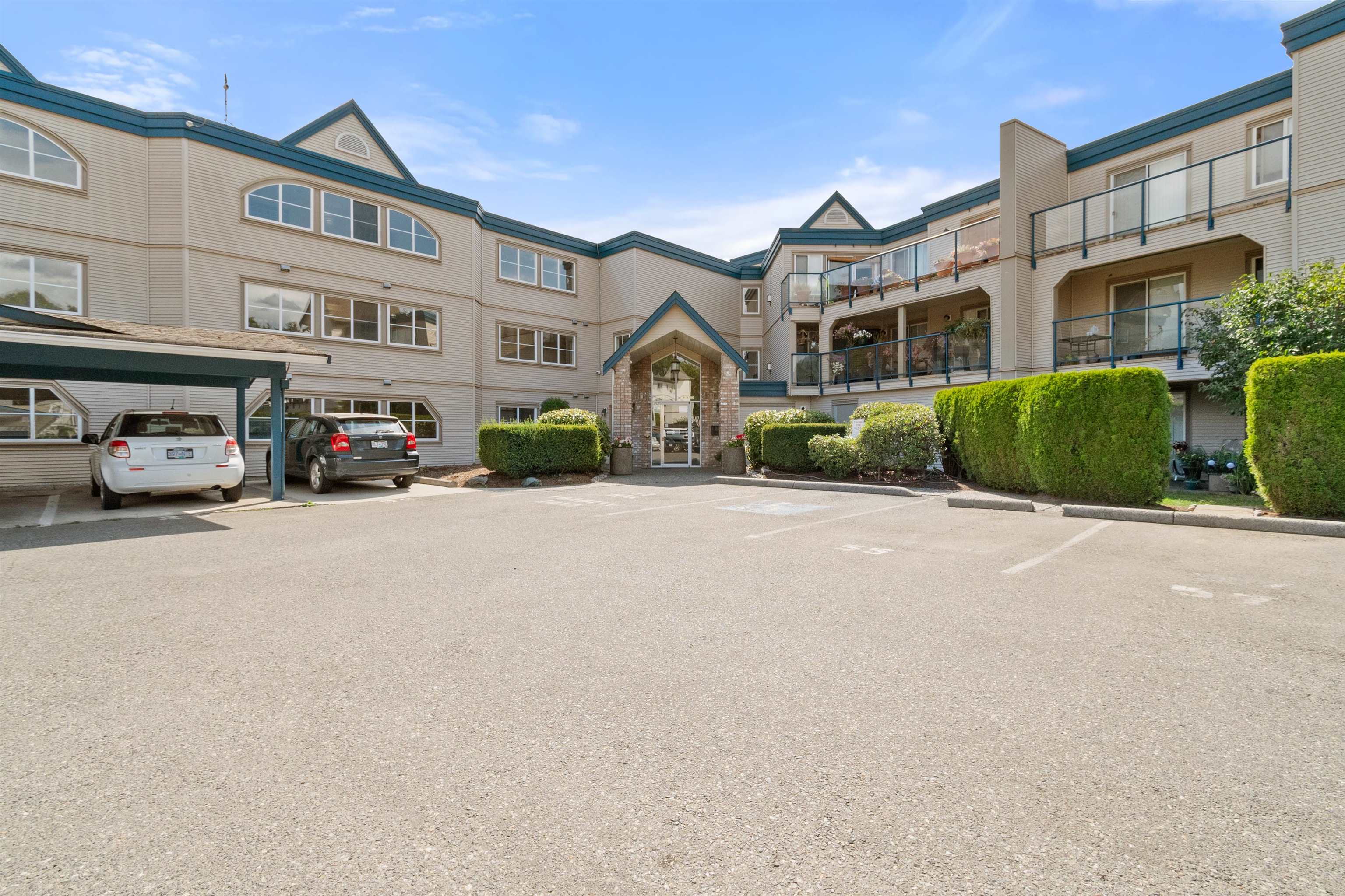 103 45504 MCINTOSH DRIVE, #103