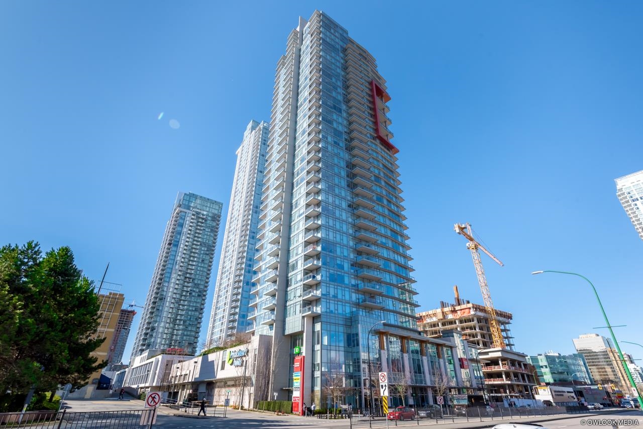 809 4688 KINGSWAY, #809