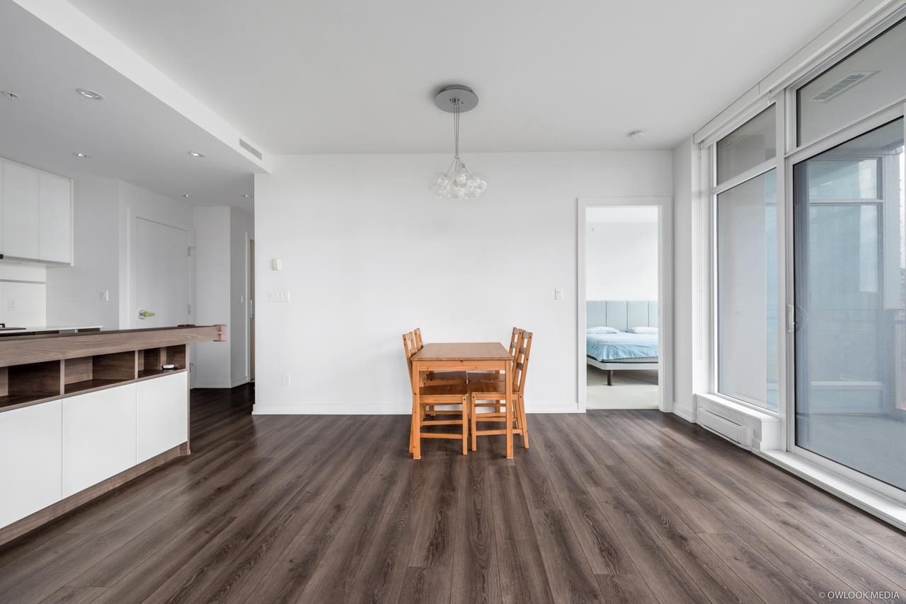 809 4688 KINGSWAY, #809