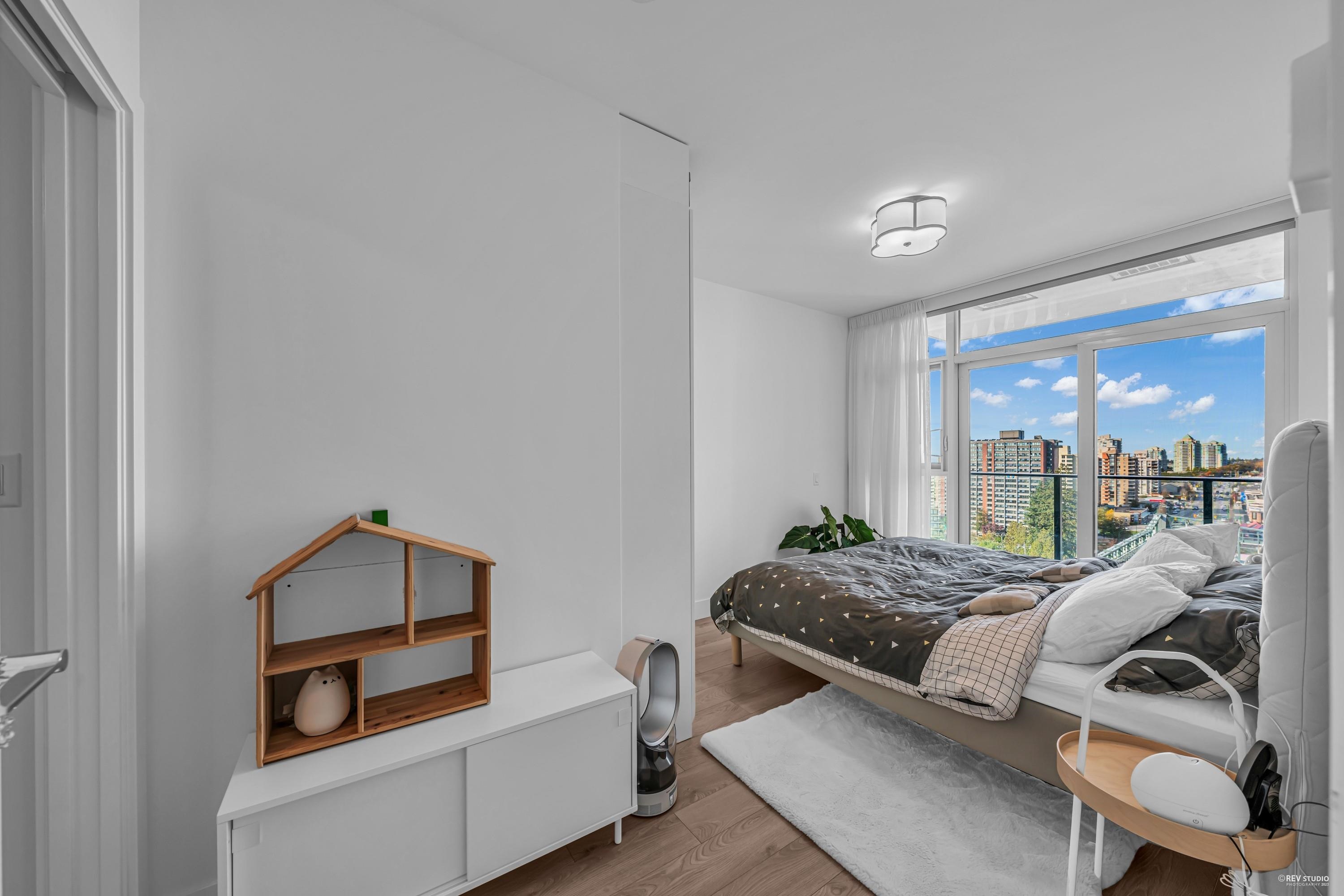 1601 7388 KINGSWAY, #1601