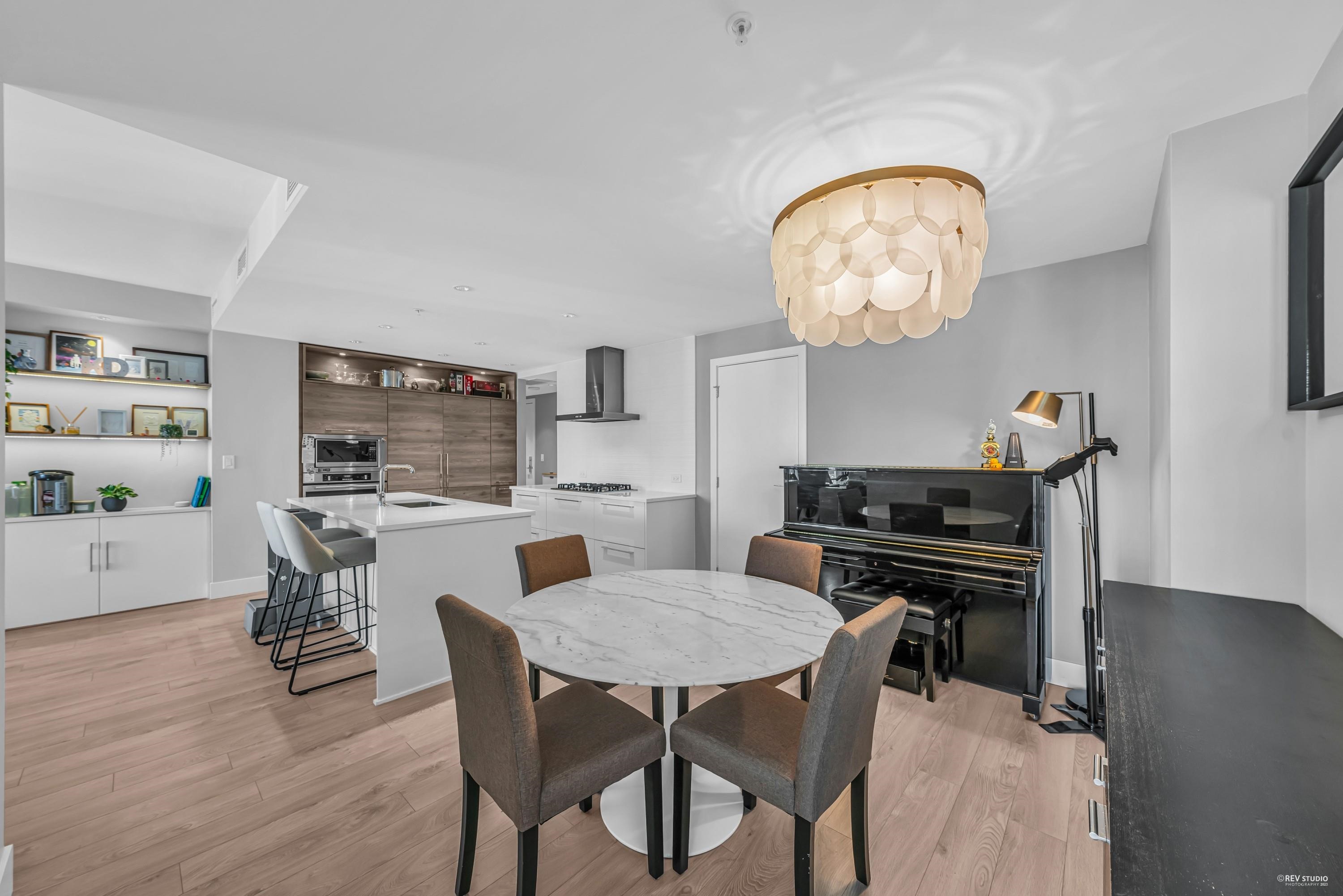 1601 7388 KINGSWAY, #1601