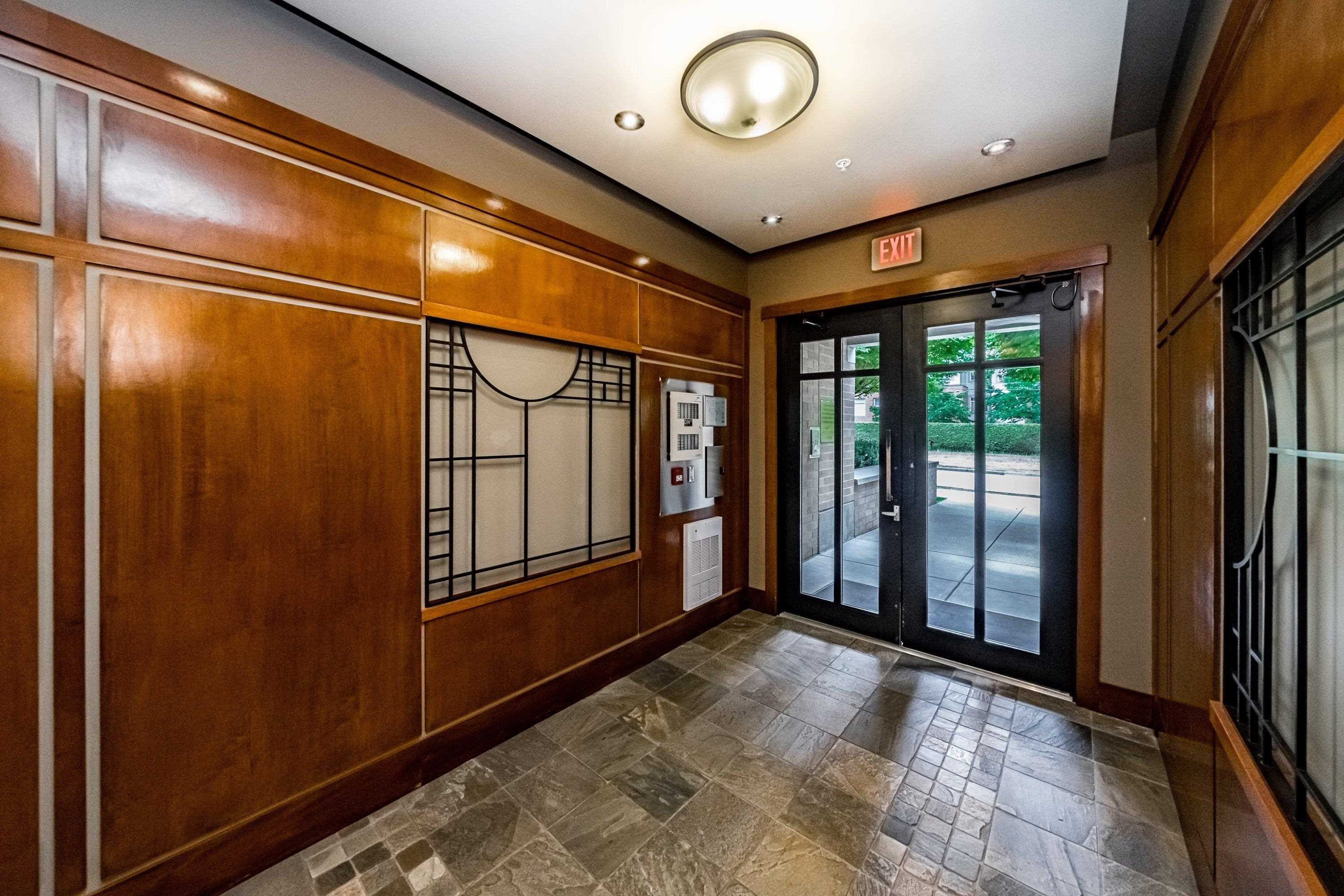 403 2388 WESTERN PARKWAY, #403