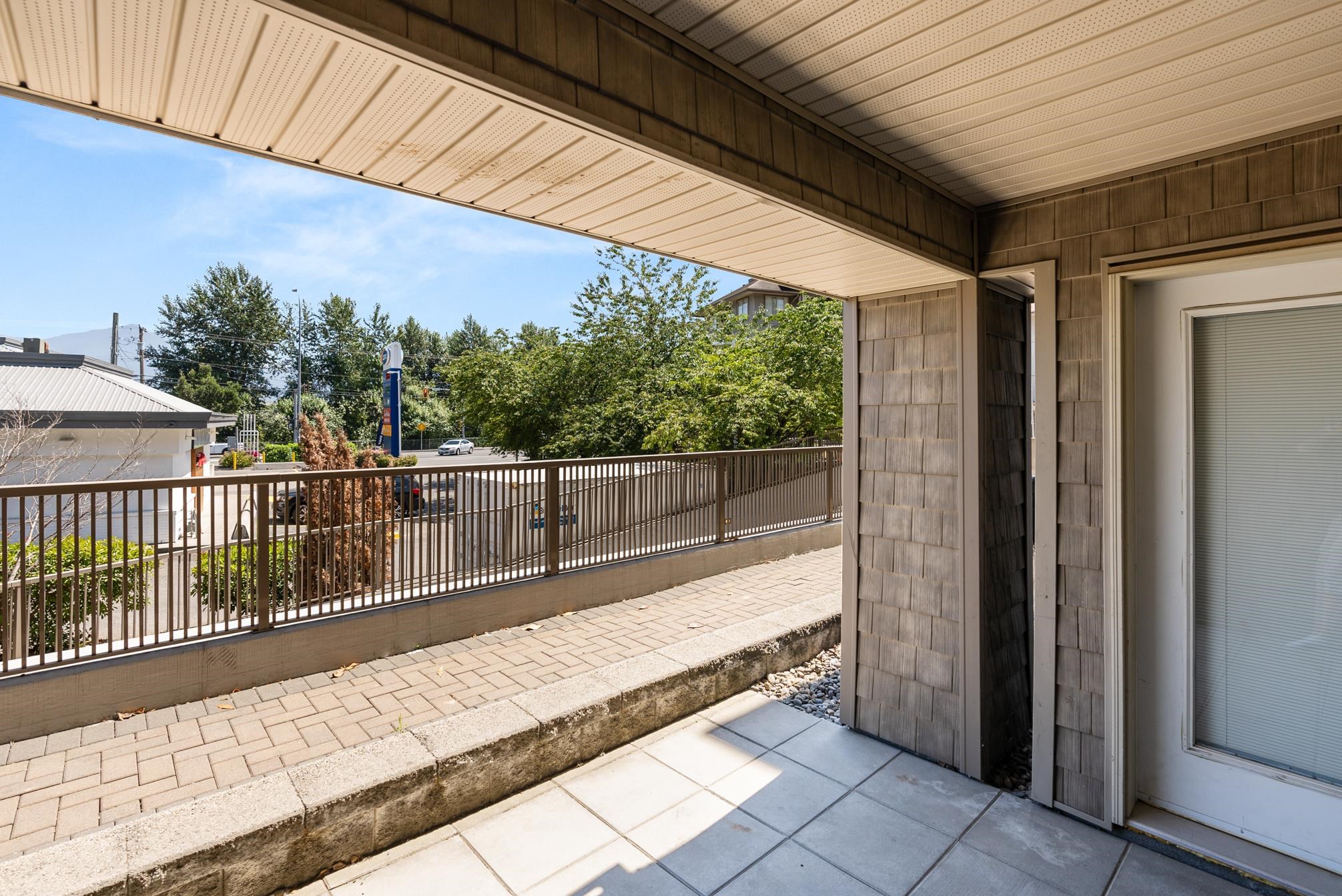 102 45567 YALE ROAD, #102