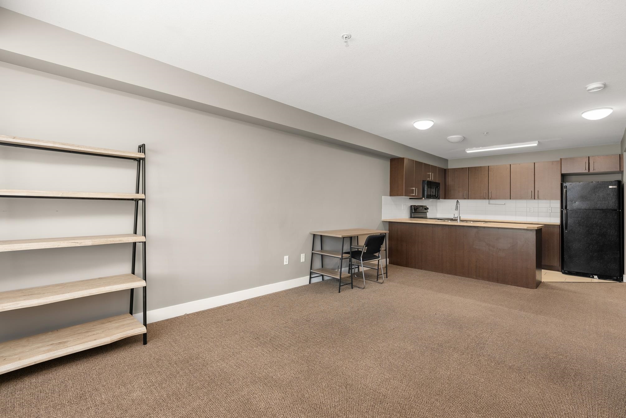 102 45567 YALE ROAD, #102