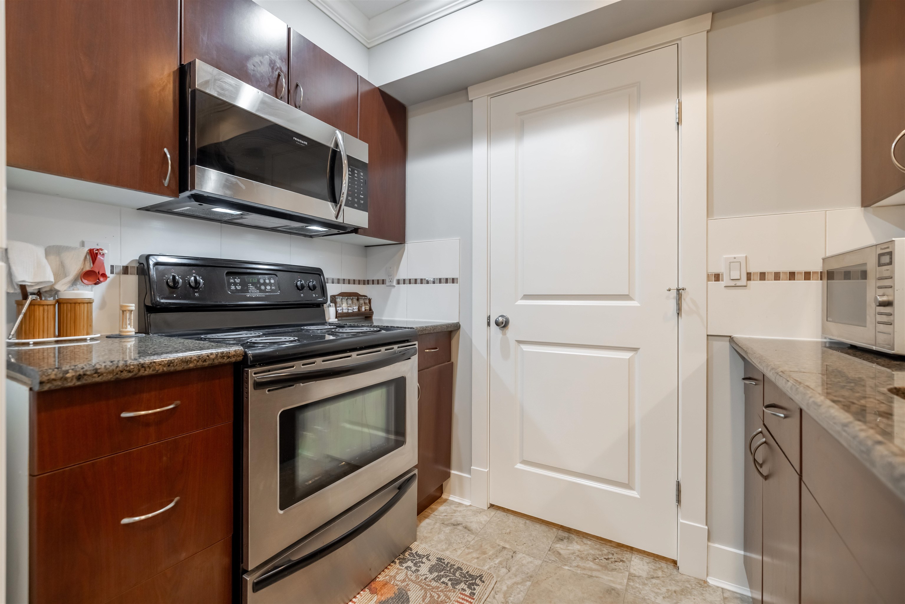 207 33255 OLD YALE ROAD, #207