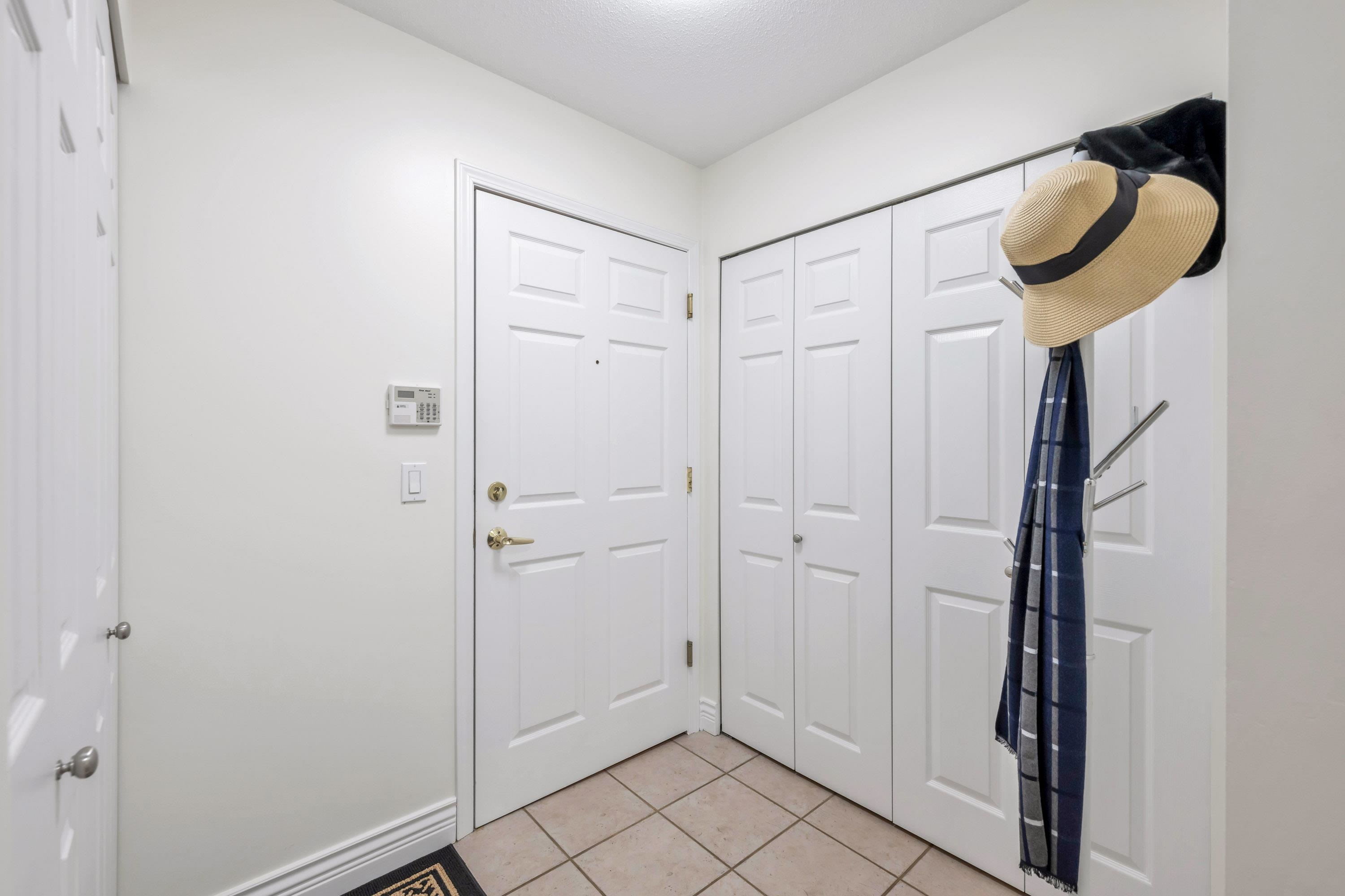 205 4747 54A STREET, #205