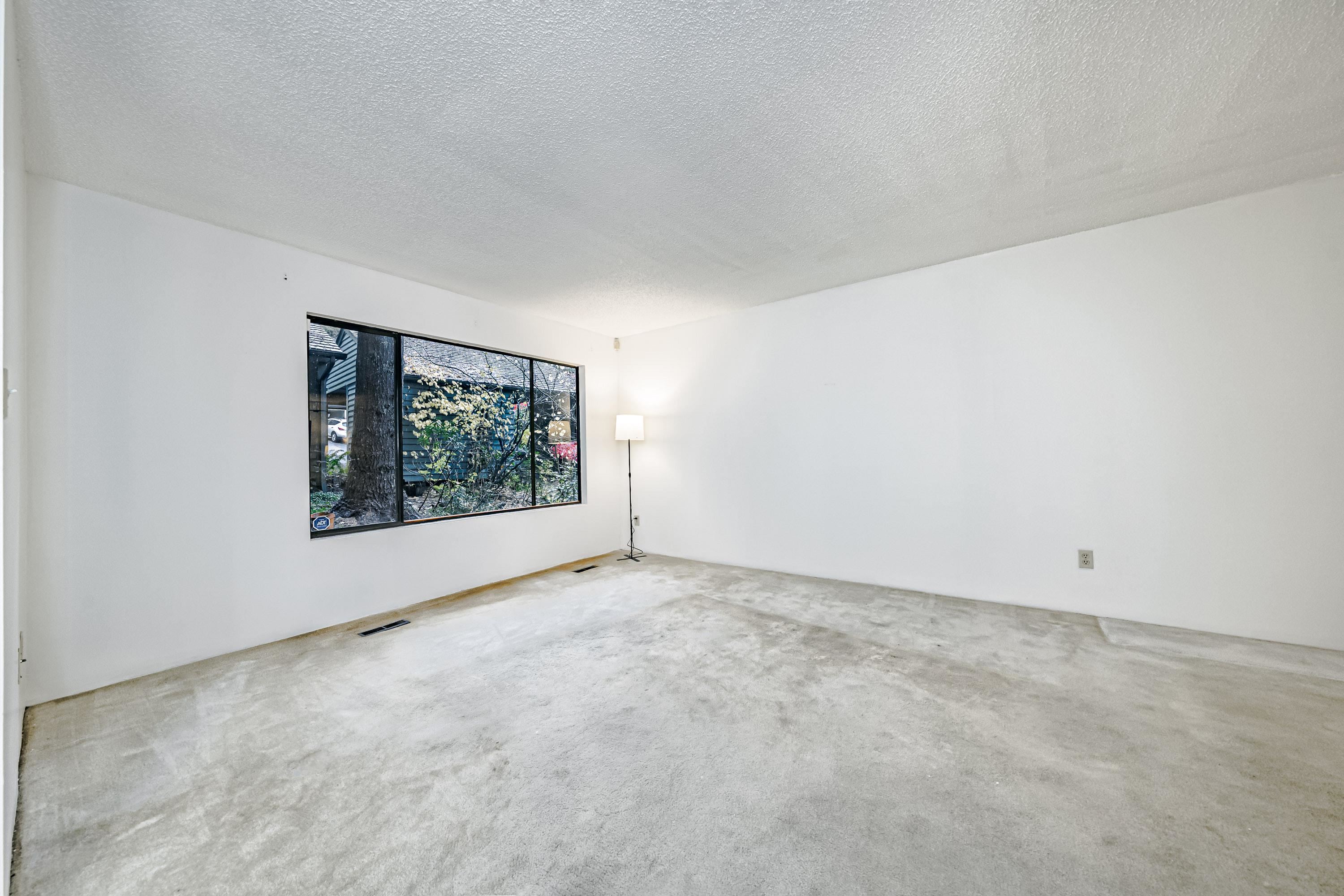 861 HENDECOURT ROAD