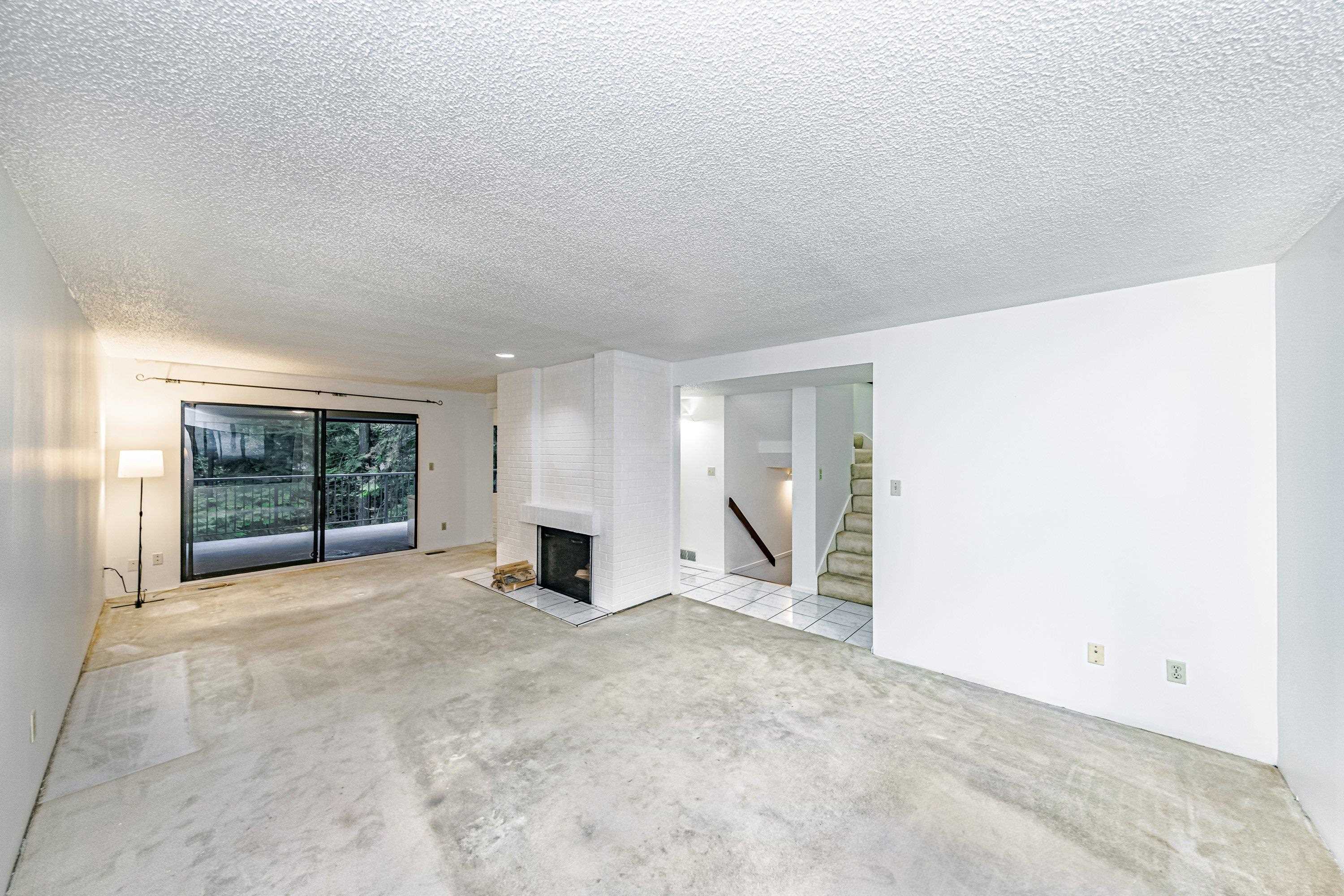 861 HENDECOURT ROAD