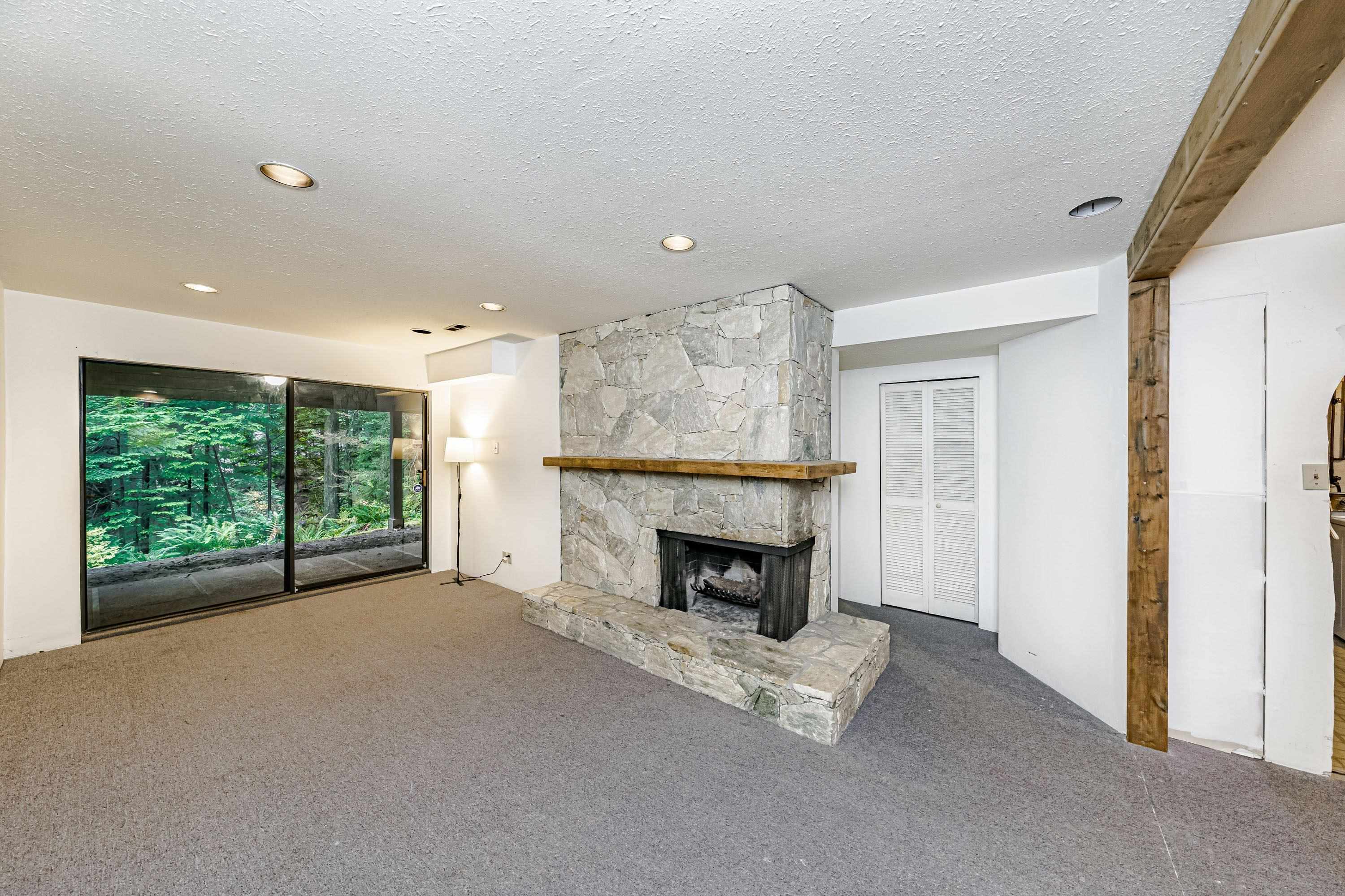 861 HENDECOURT ROAD