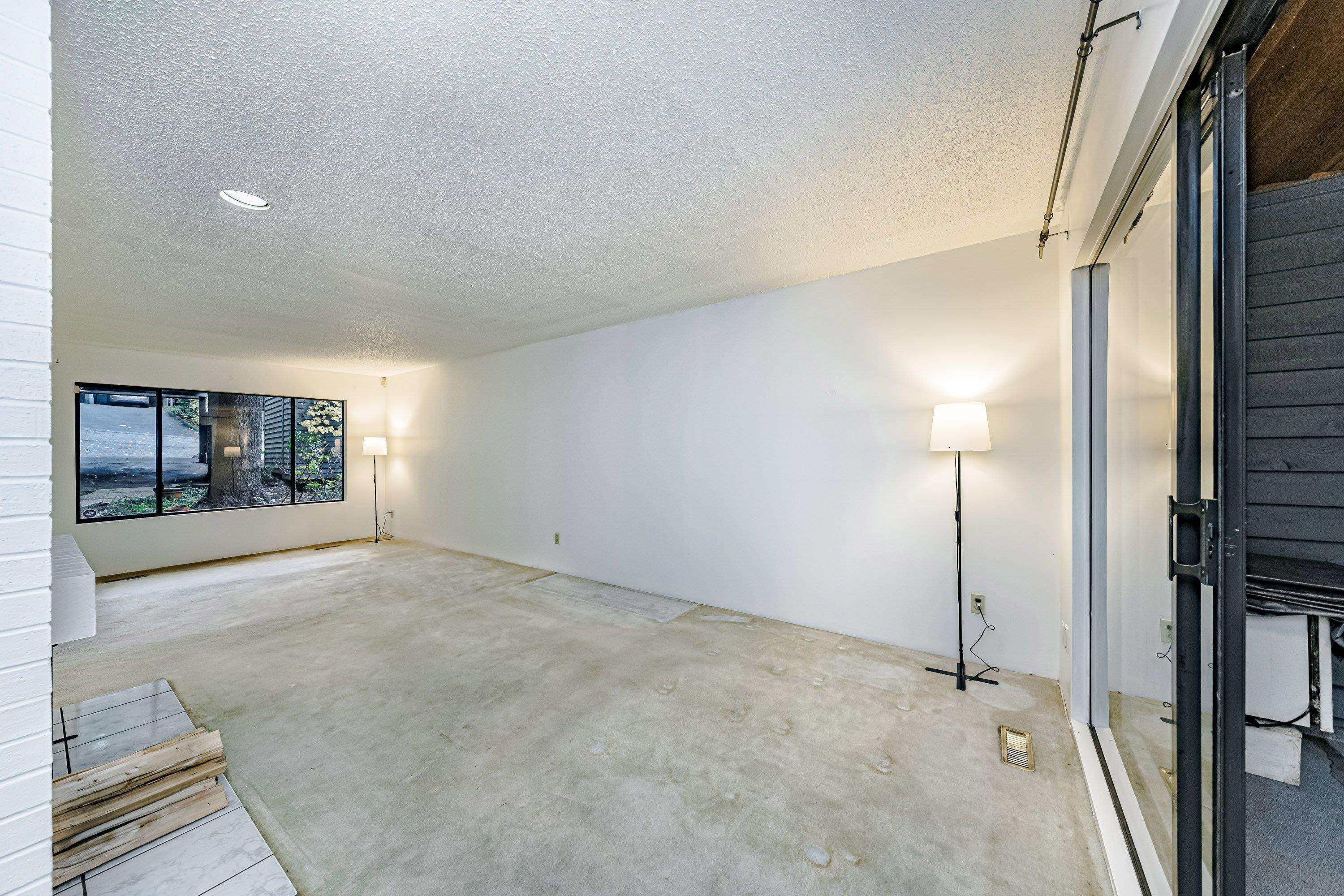 861 HENDECOURT ROAD