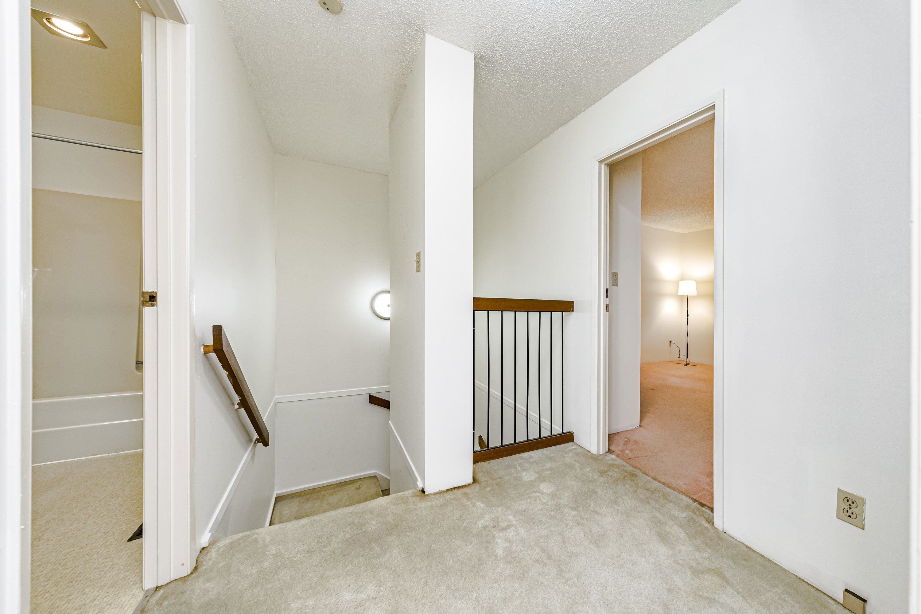 861 HENDECOURT ROAD