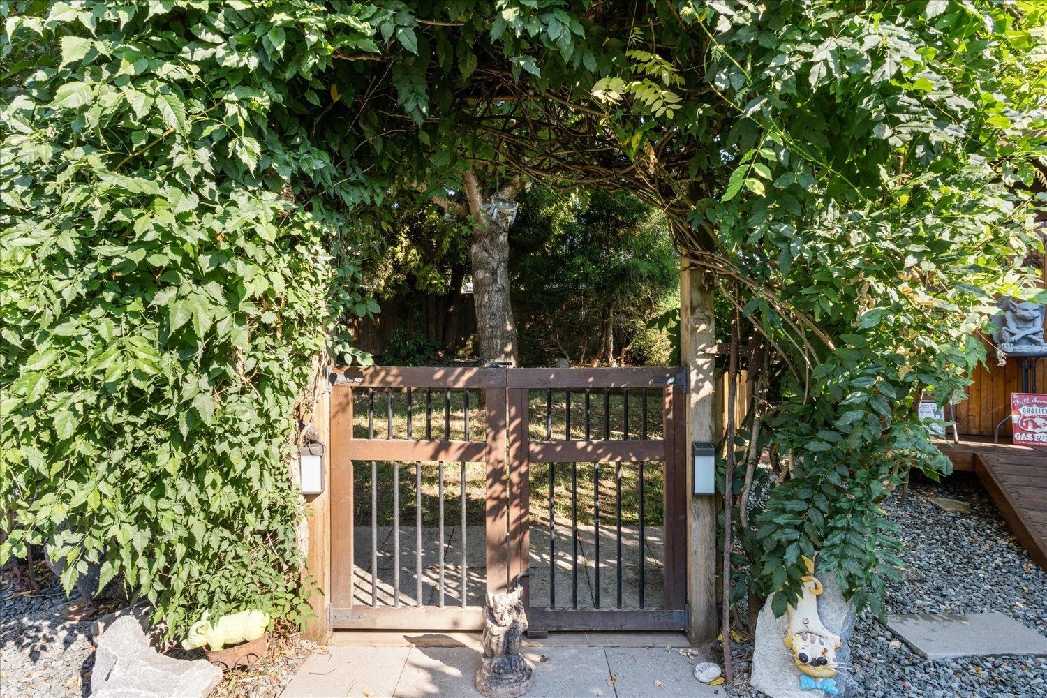 2611 WILDWOOD DRIVE